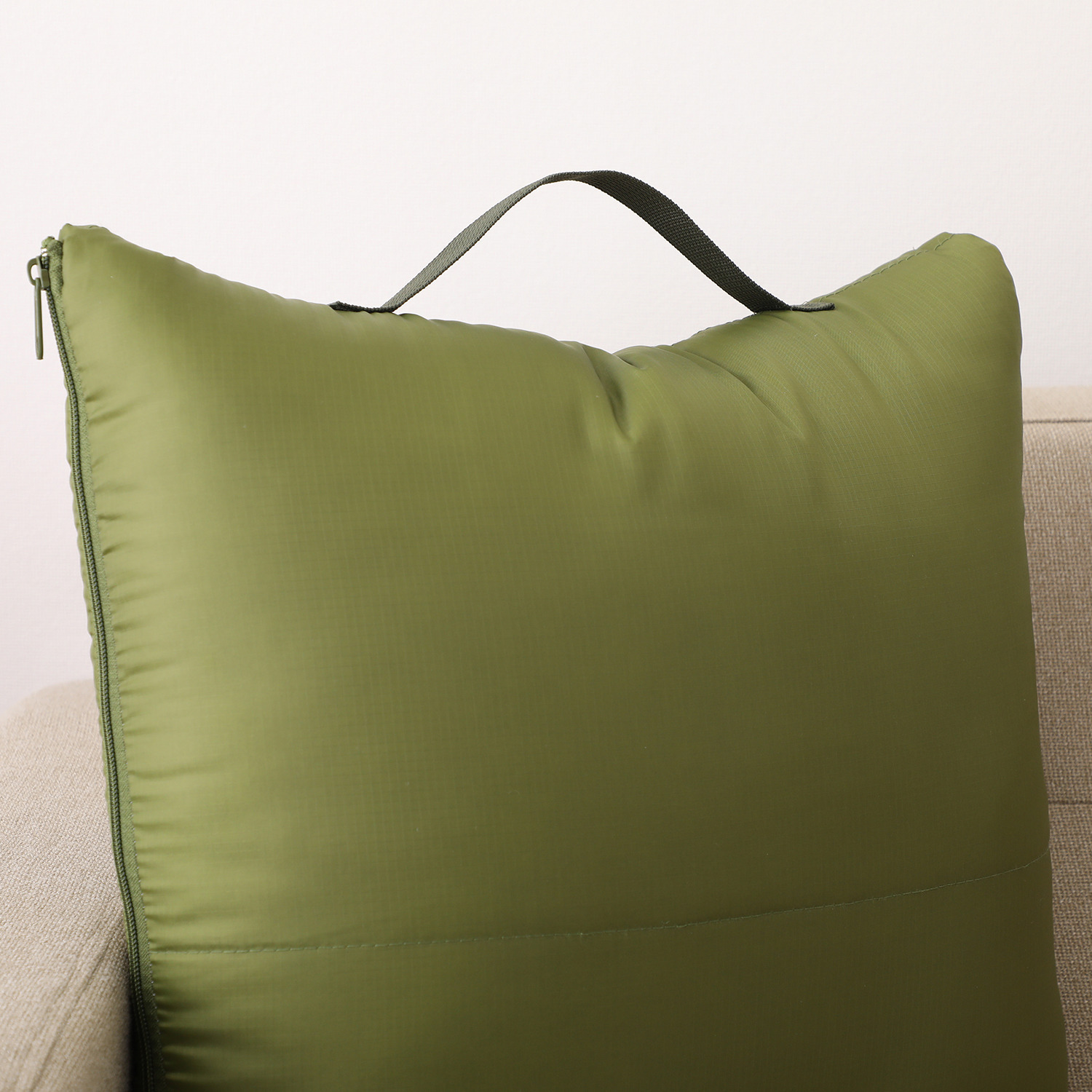 ＳＯＮＡＥＮＯ 備えをライフスタイルに クッション型 多機能寝袋