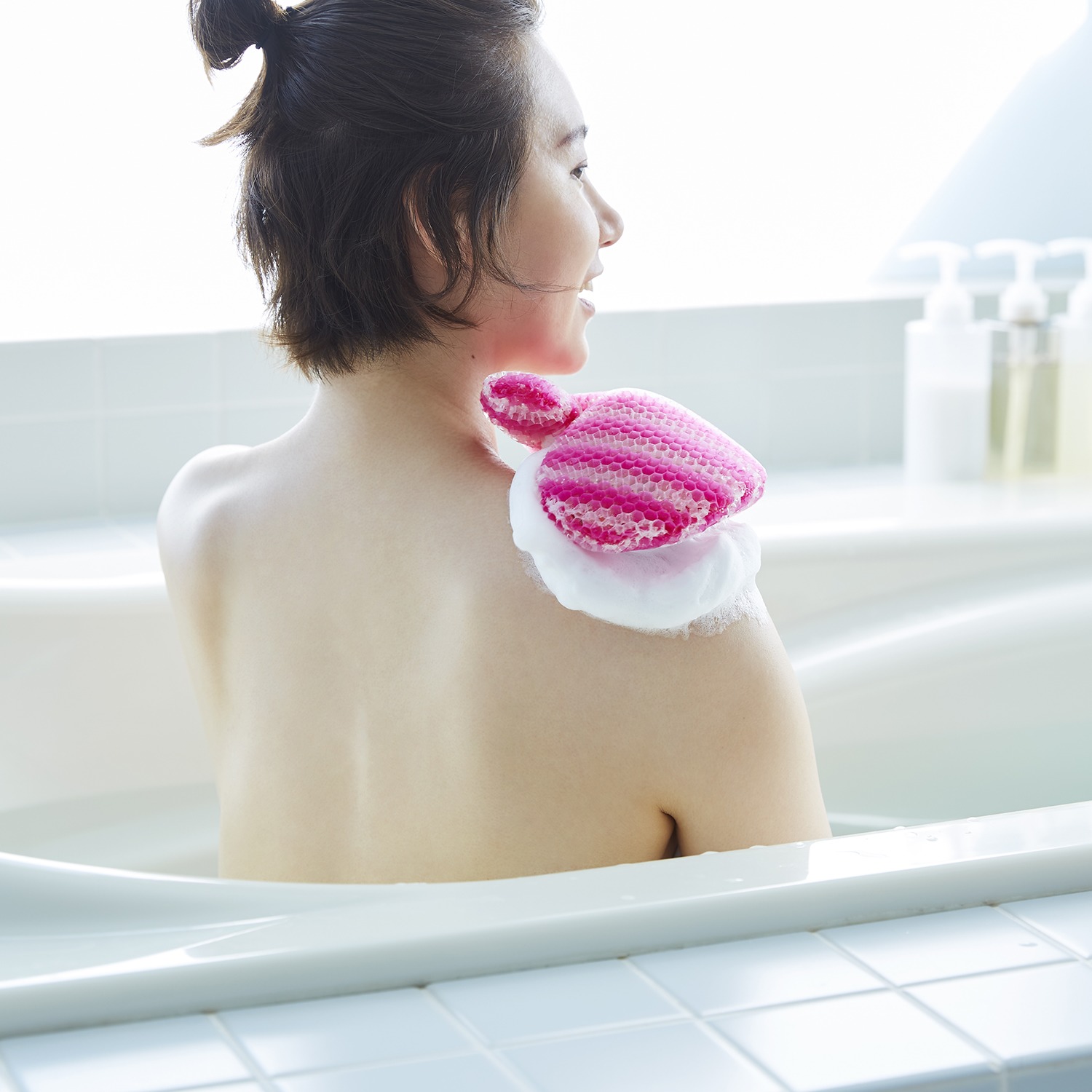 ハニカム構造のスポンジで 溜め込まない新美容習慣！ スプラコール スティミュライトハニカム バスミット 