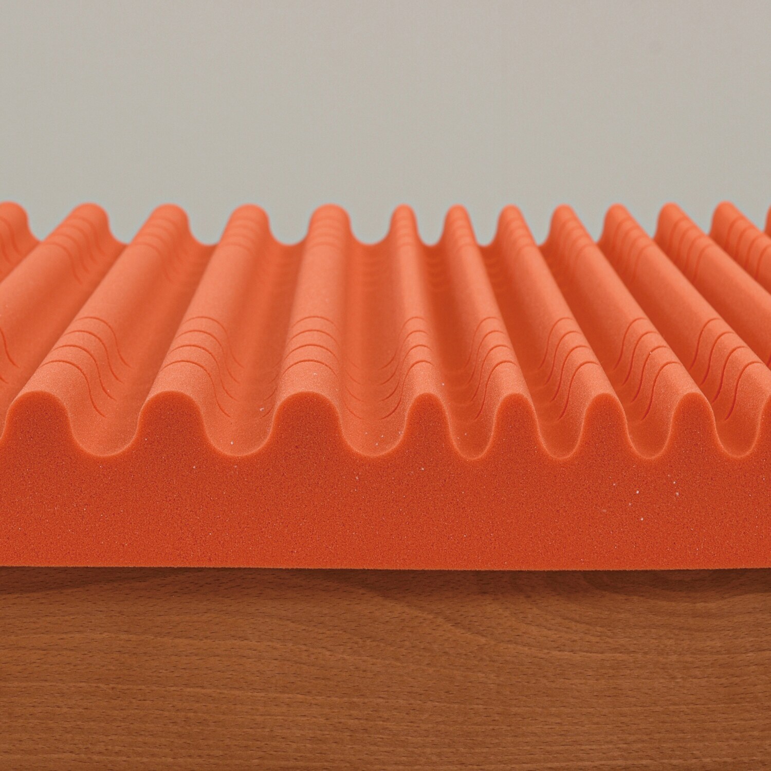 ＜シングル＞西川 仰向き寝も横向き寝も楽！ 特殊ウェーブ設計 バイオウェーブマットレス 