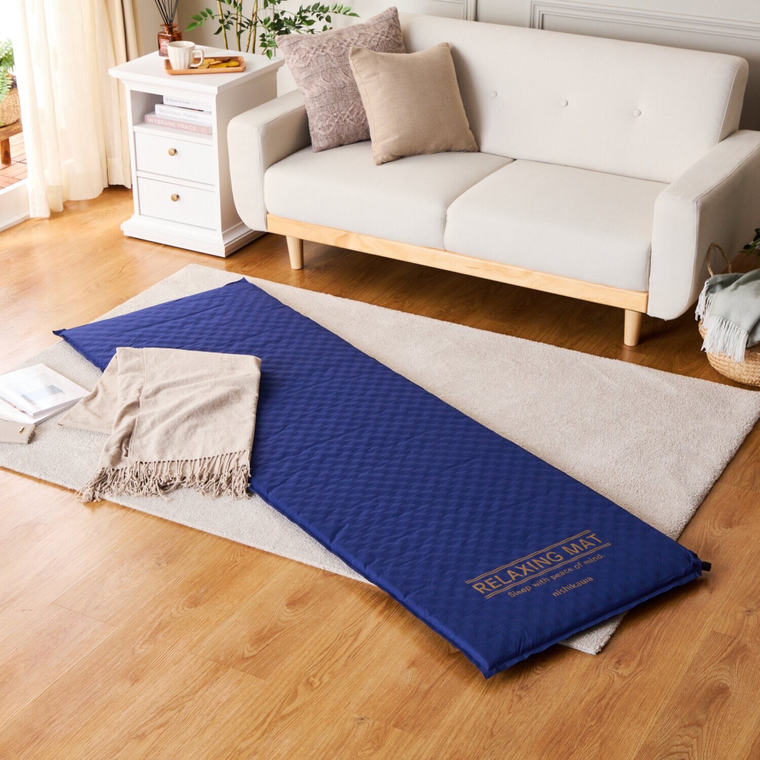 西川 ふとん屋さんが作った 防災マット “ネレリーフネオ”