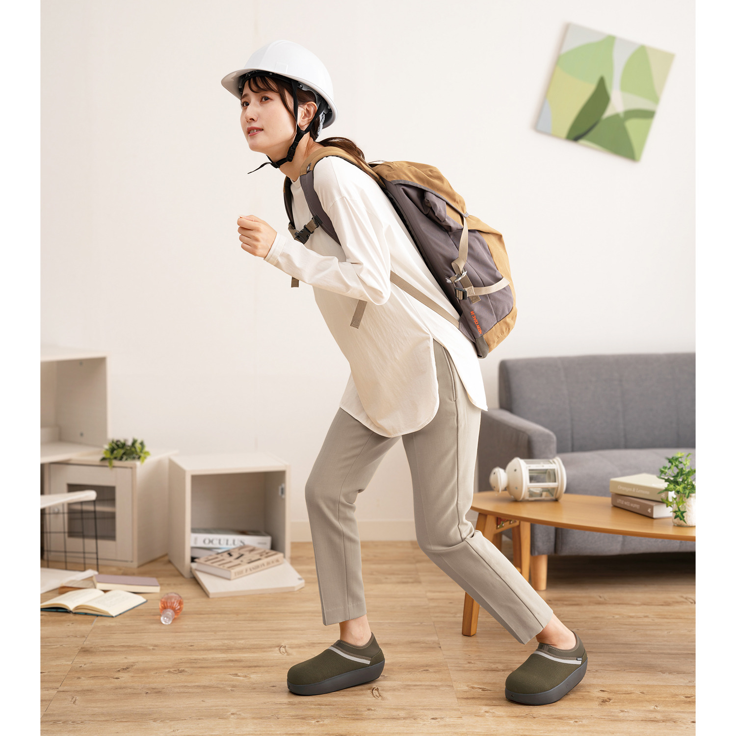 ＳＯＮＡＥＮＯ 備えをライフスタイルに デイリーにも活躍！ まさかの時に足元を守る 防災ライトルームシューズ