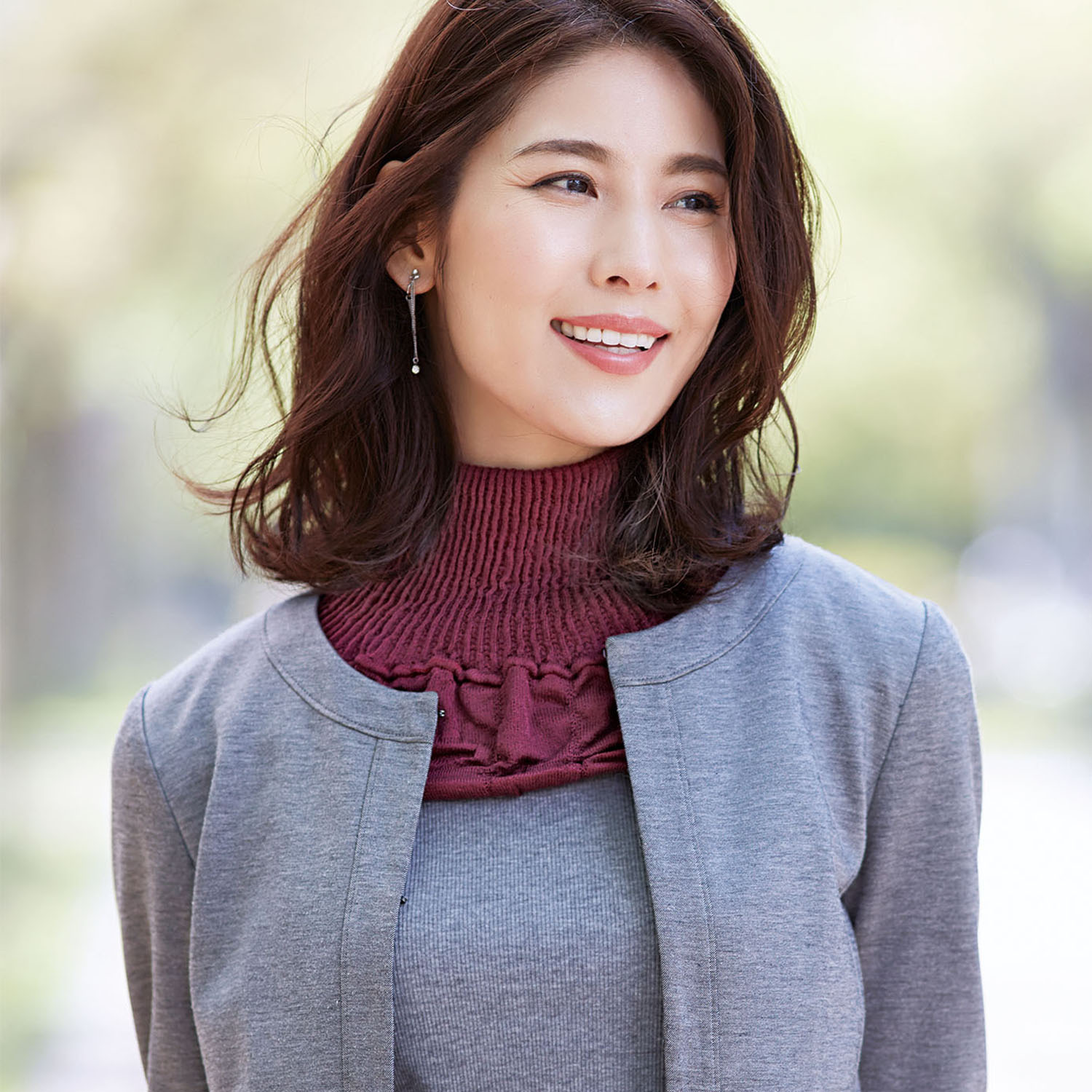 首回りをカバーして ぽかぽか！ 日本製 しっとり シルクネックカバー ２色セット 