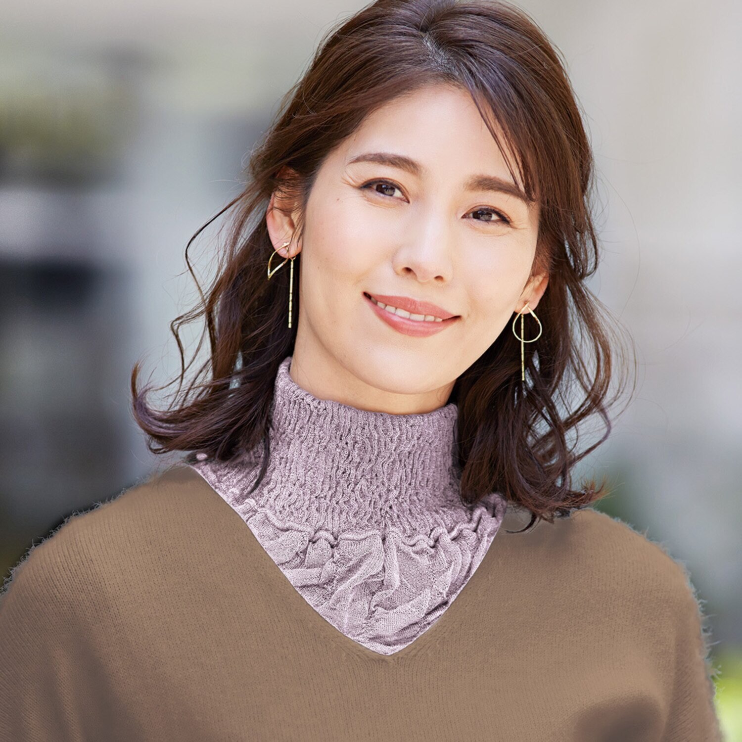 首回りをカバーして ぽかぽか！ 日本製 しっとり シルクネックカバー ２色セット 