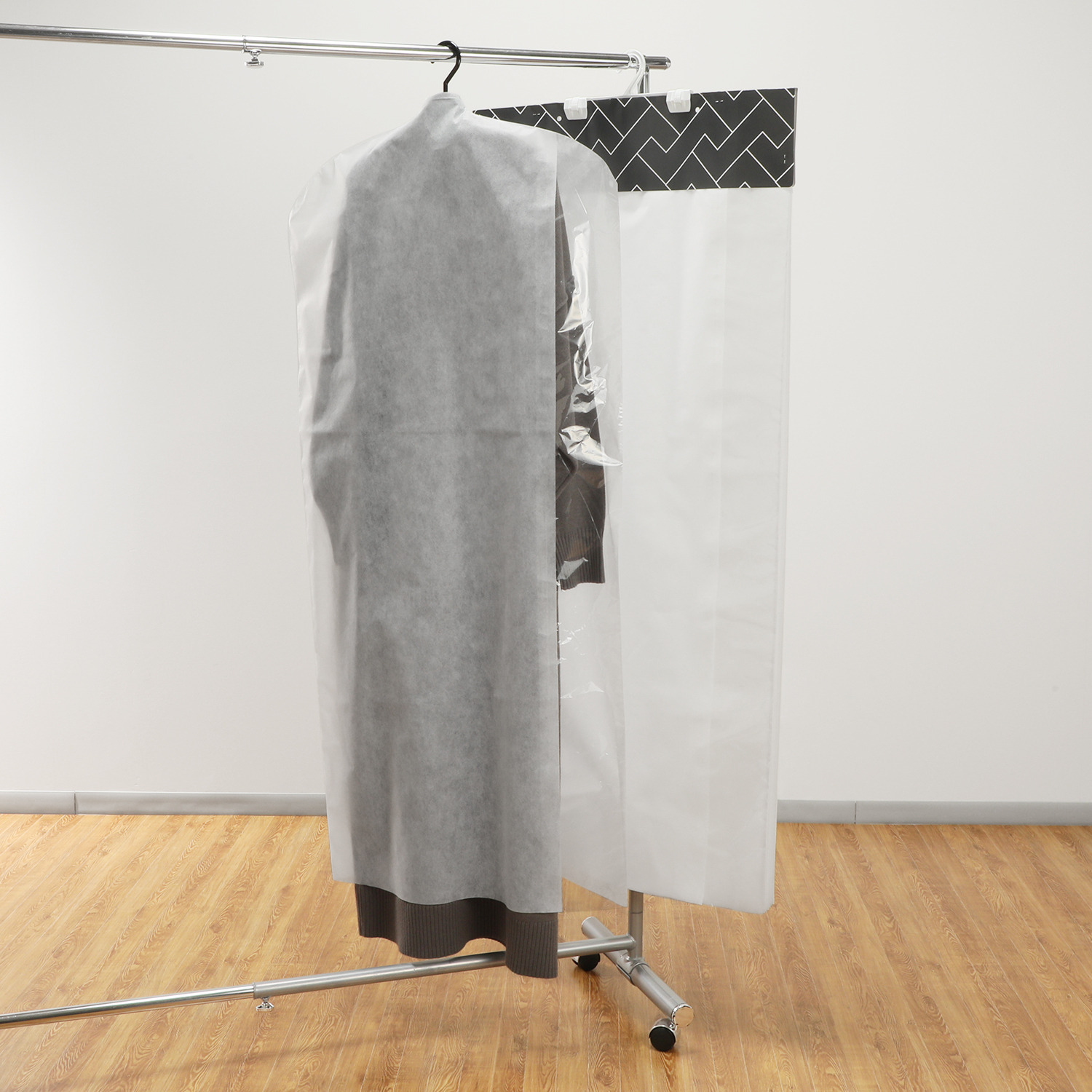 クラレトレーディング 消臭＆抗菌防臭！ ブロック式洋服カバー フィルム窓付き ＜ロング２２枚組＞