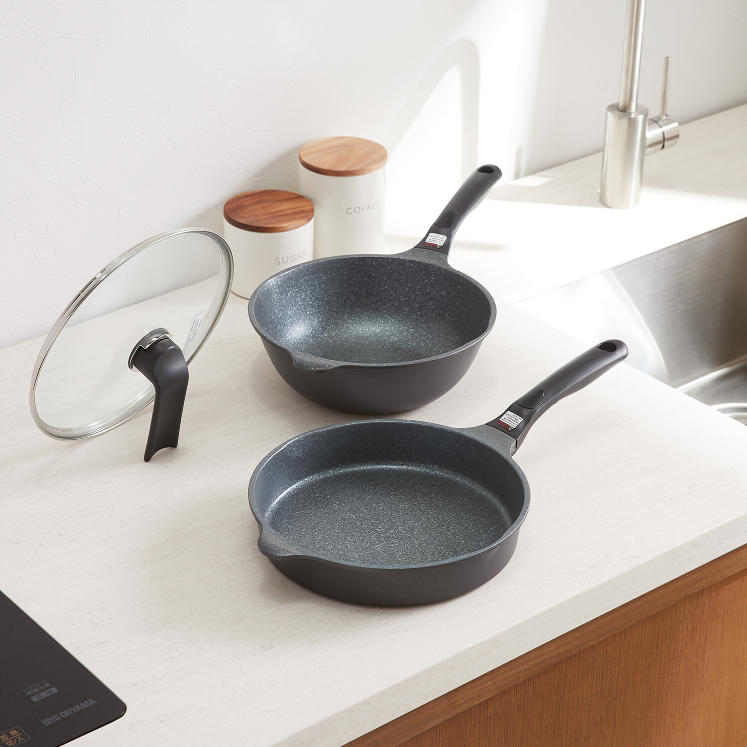 Ｈｉｒｏｔａ 底広設計で 平らな調理面が広い 底広パン