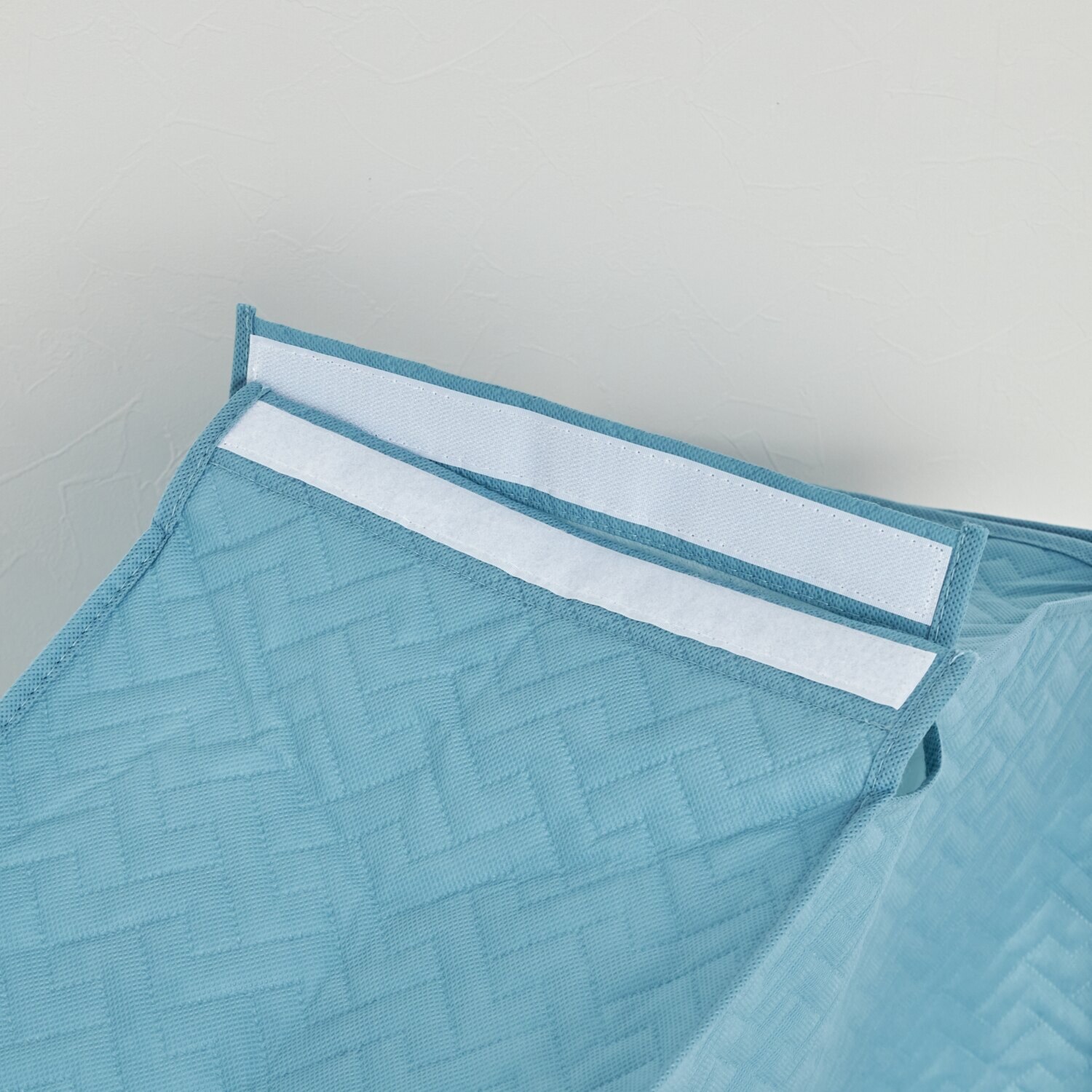 クラレトレーディング ダブルファスナー仕様で 洋服の出し入れ簡単 汚れ・ホコリ・花粉など しっかりブロック！ まとめて洋服カバー 同色２個セット ＜ショート＞ 