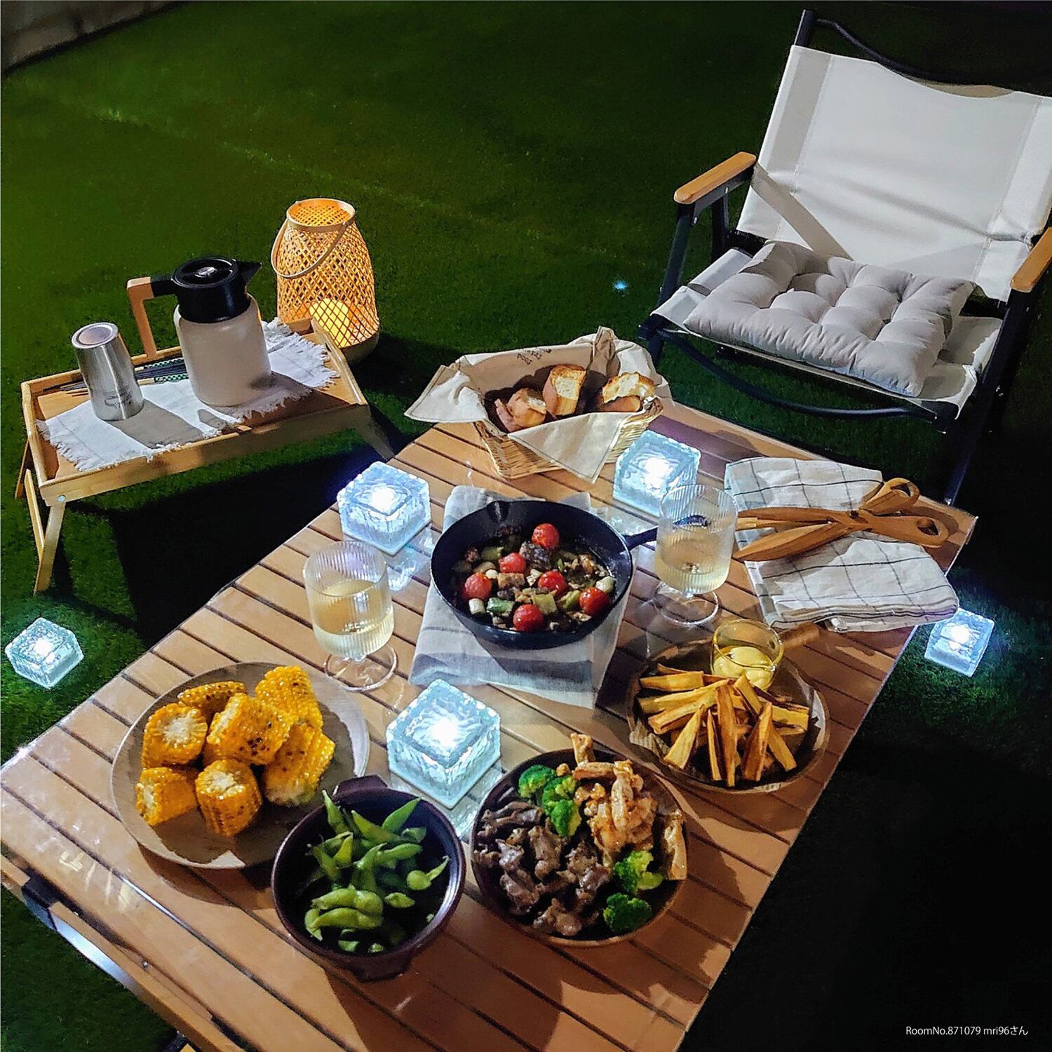 お庭やベランダを 手軽に美しくライトアップ ＬＥＤガーデンブリック ソーラーライト ピッコロ　４個セット ＜レギュラー＞