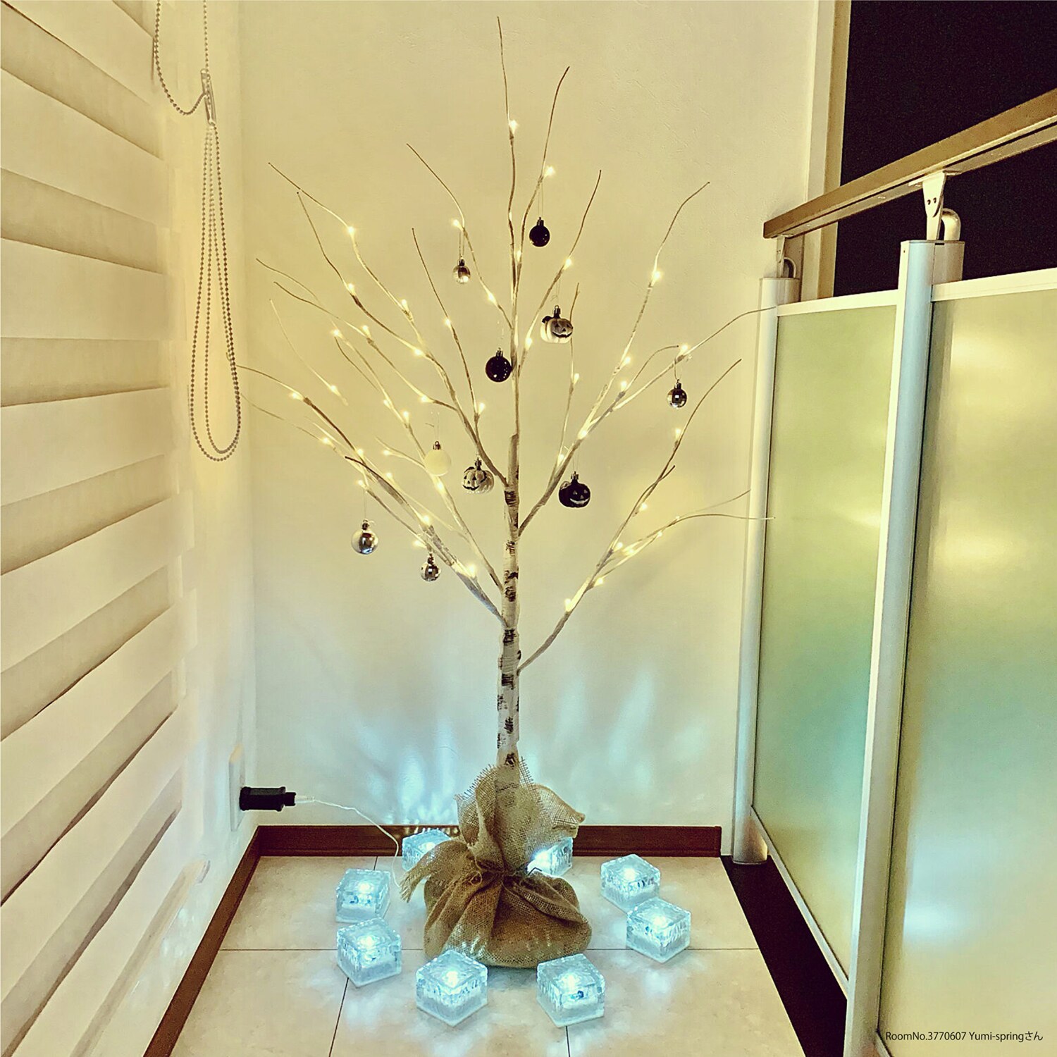 お庭やベランダを 手軽に美しくライトアップ ＬＥＤガーデンブリック ソーラーライト ピッコロ　４個セット ＜レギュラー＞