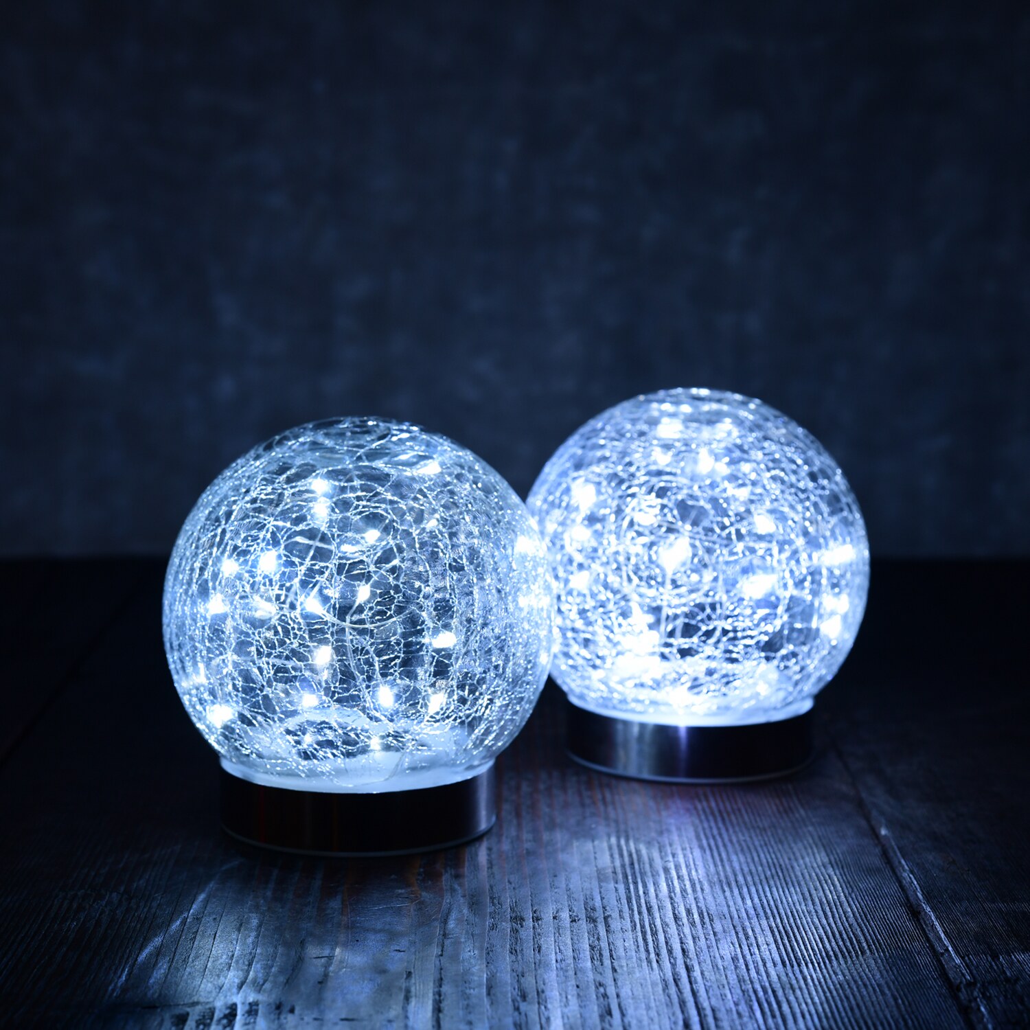 お庭やベランダを 手軽に美しくライトアップ ＬＥＤガーデン ソーラーライト ピッコロ　２個セット ＜球体＞
