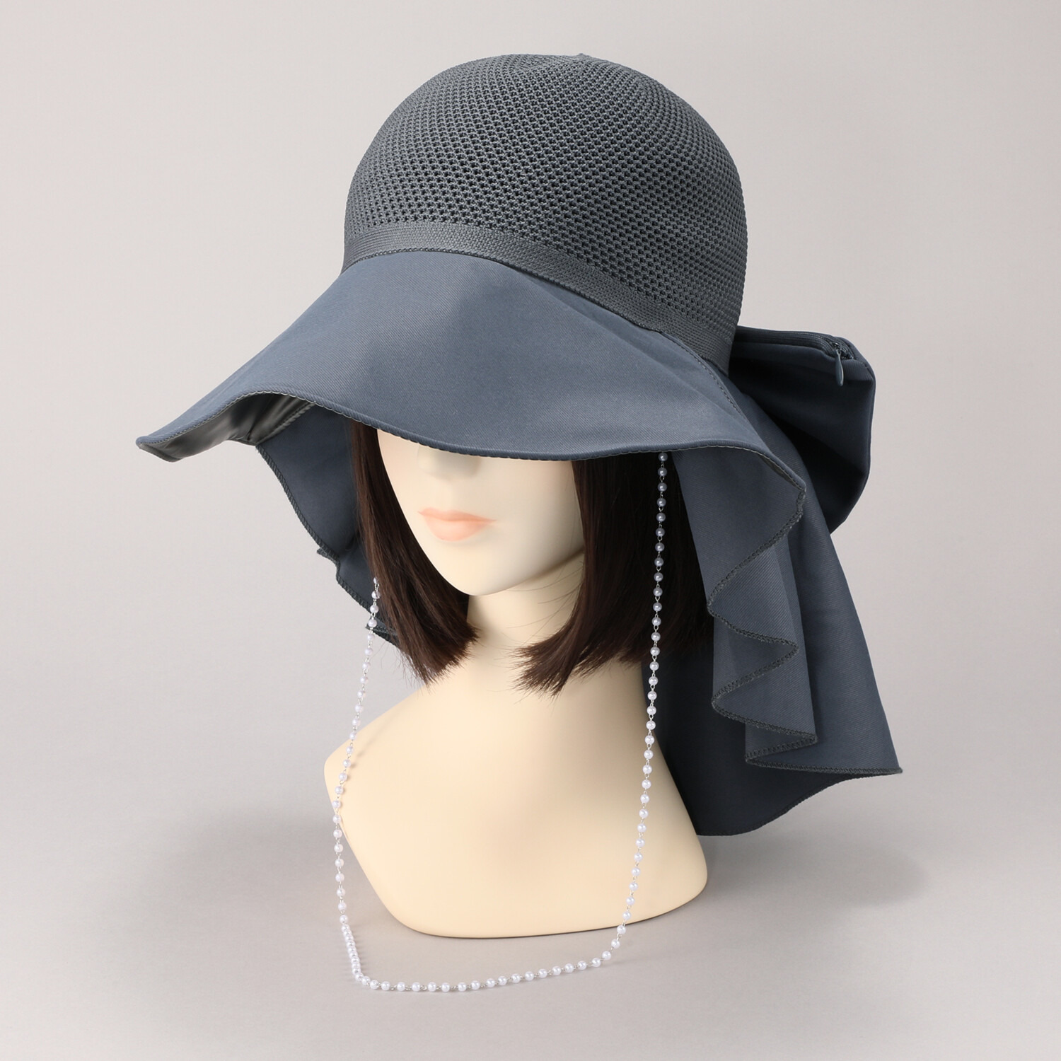 メイドバイスターズ 首までカバー！ ポーチリボン付 畳めるＵＶカット ドレープ帽子 パール調モティーフ ハットストラップ付