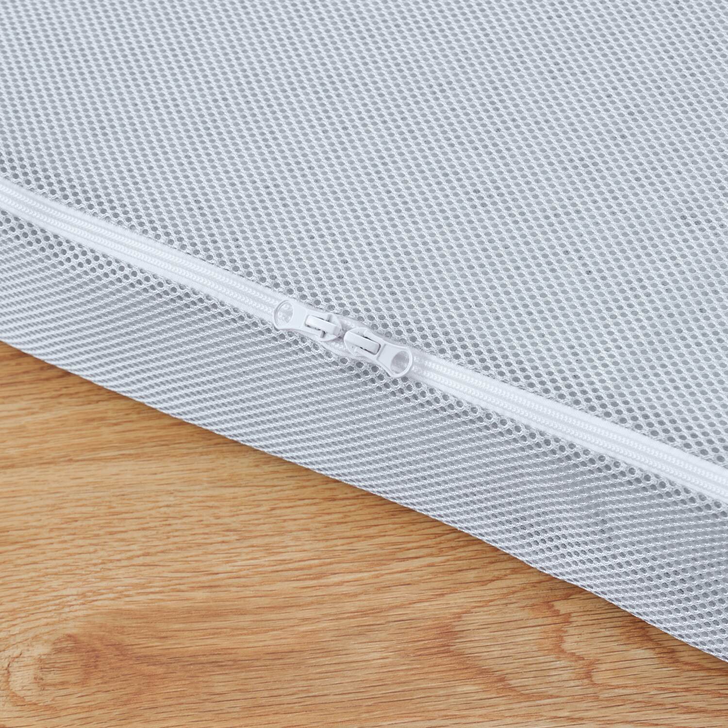 ブレスエアーレガリス専用 ３つ折りカバー ＜シングル＞