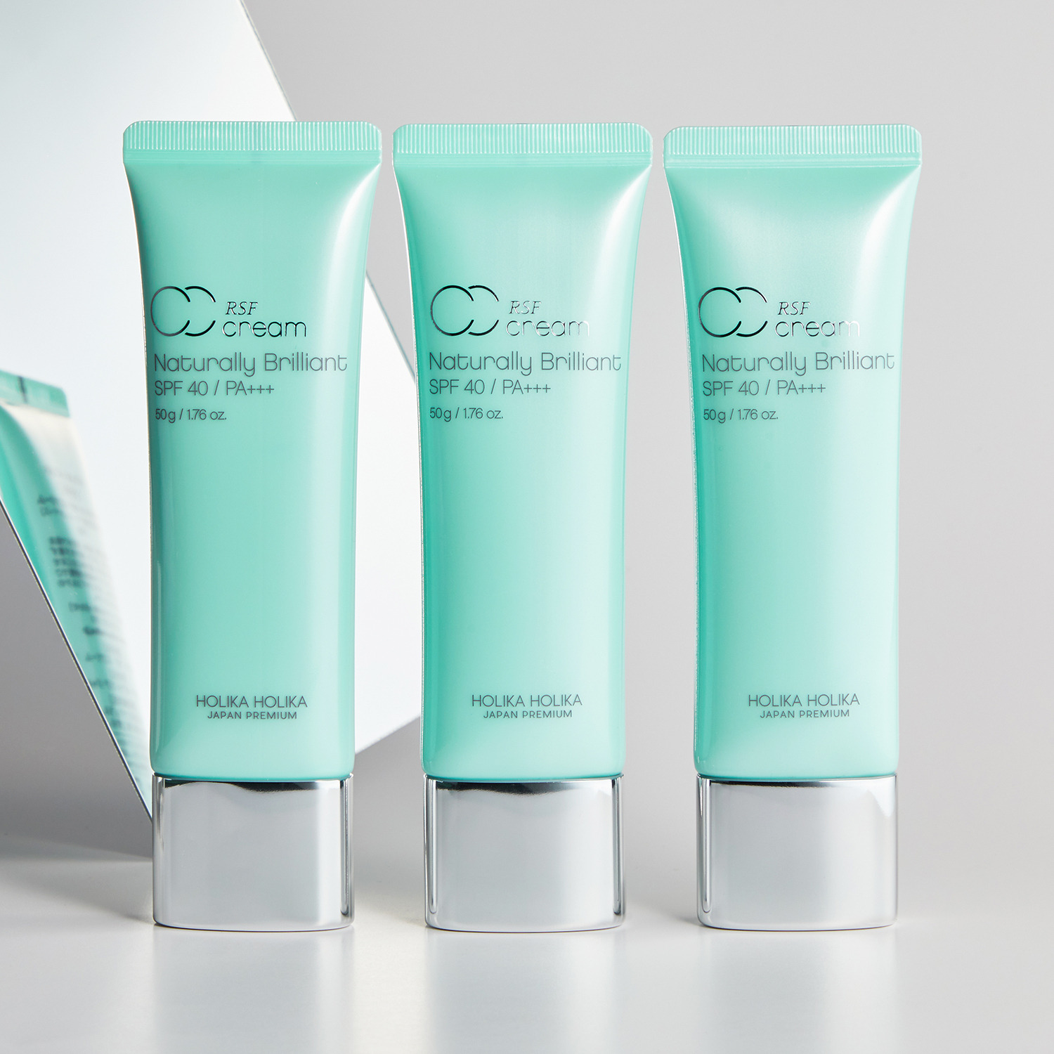 ホリカホリカ １品６役オールインワン スキンケア＆メイク効果で 若々しいツヤ美肌を演出！ リアルスキンフィニッシュ ＣＣクリーム ３本セット