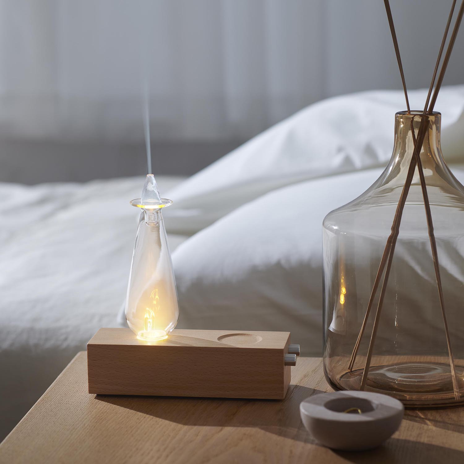 ｃｏｔｏｂｕｋｕ ランプ× アロマディフューザー ウッド 「生活の木社製」 ブレンド エッセンシャルオイル付 特別セット 