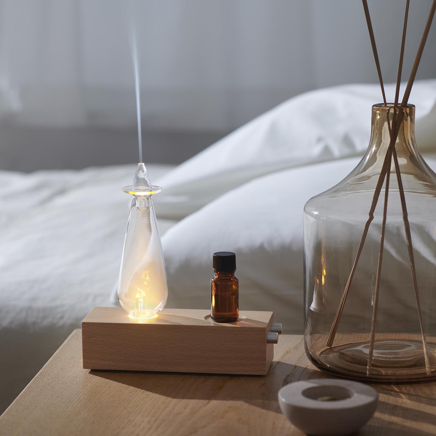 ｃｏｔｏｂｕｋｕ ランプ× アロマディフューザー ウッド 「生活の木社製」 ブレンド エッセンシャルオイル付 特別セット 