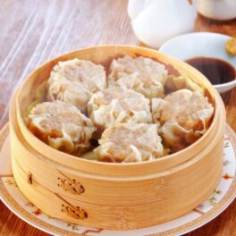 北海道＜小樽飯櫃＞ 北海道産四元豚の 旨みしゅうまい