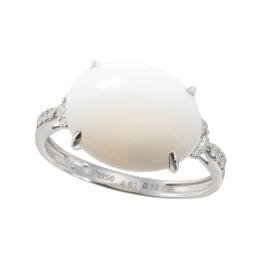 サープライズ プラチナ９５０ ４カラットＵＰ 白珊瑚＆ ダイヤモンド カボションリング