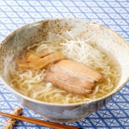 あじ庵食堂 淡麗しじみ潮 塩ラーメン