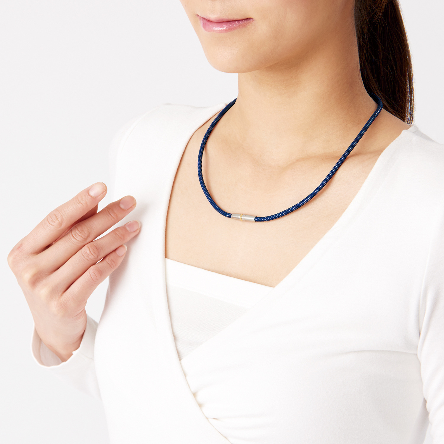 お好みの色を２本選べる！ ファイテン ＲＡＫＵＷＡ 磁気チタンネックレス ２本セット