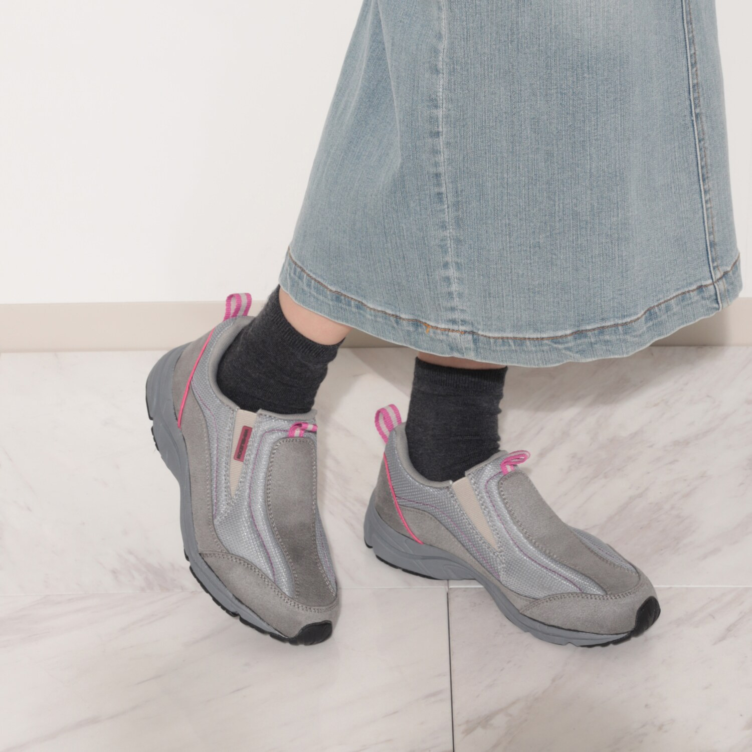 ウィンブルドン パッと履ける 軽量スリッポン