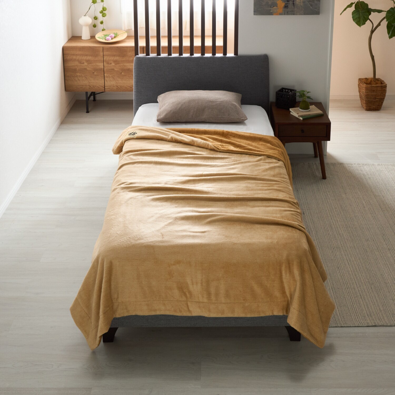 快眠博士 すべての贅を尽くした逸品 シルクオーラ“極” ２枚合わせ掛け毛布 ＜シングル＞