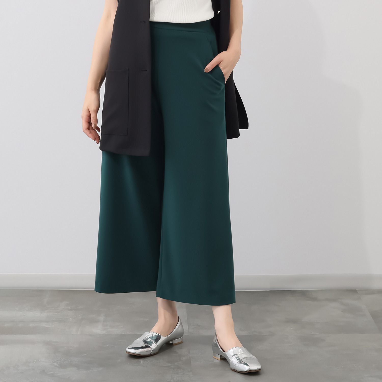 上質ごこち 極上のエレガントドレープ ワイドパンツ ＜股下５８ｃｍ＞