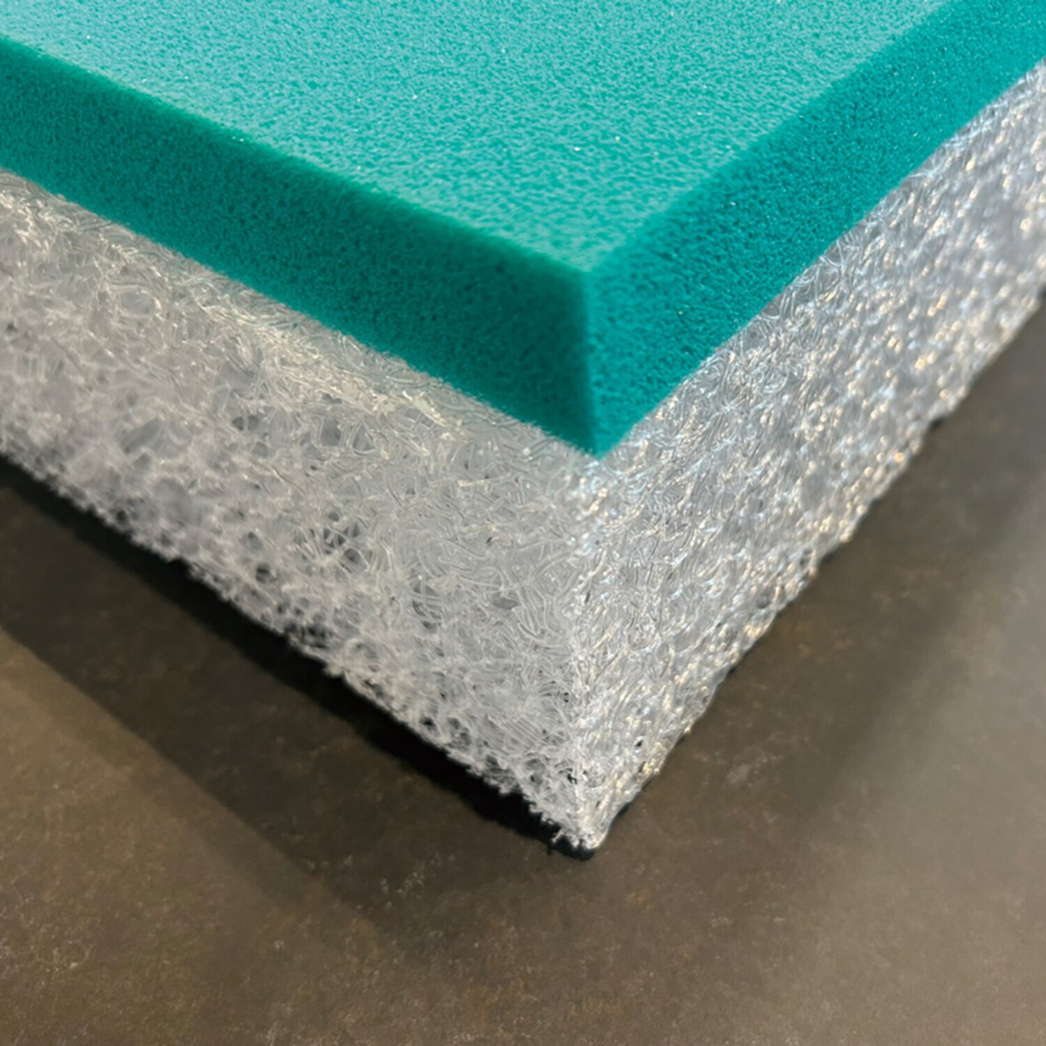 セルプール 座面をスライドさせて 上質リラックスタイム！ ネムレルソファー