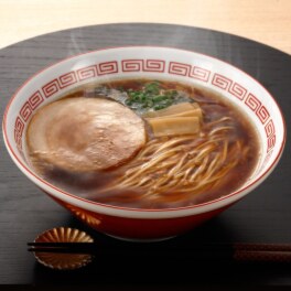 自家製熟成麺使用！ 瀬戸内の 魚介の旨みあふれる 尾道ラーメン
