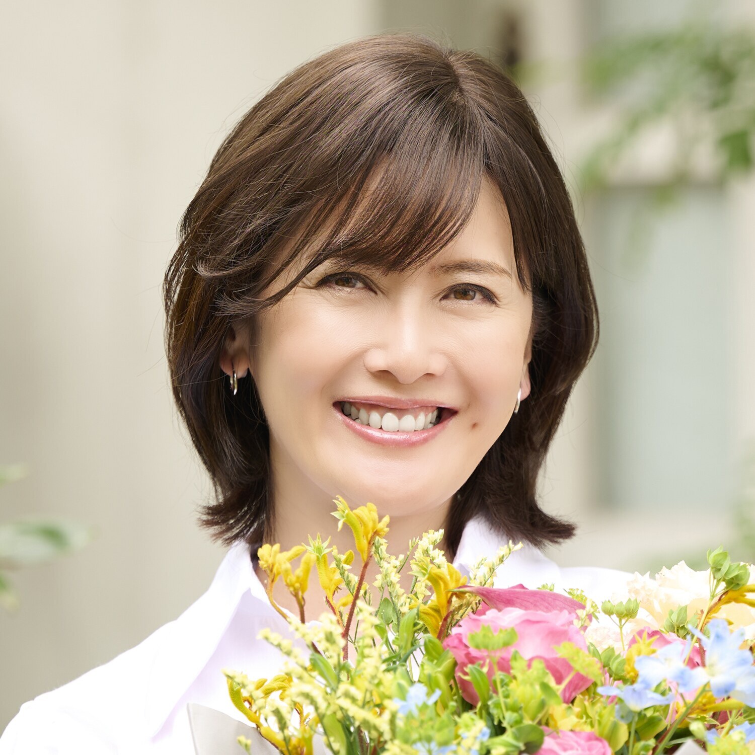 アートネイチャー　ＪＯ 自然なボリューム 簡単装着 ピンなしウィッグ タッチ　デ　シュシュ