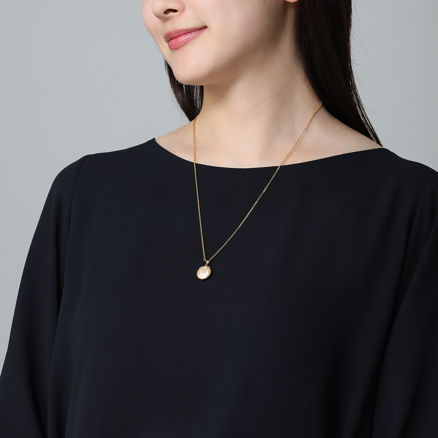 石友蔵出しコレクション シャンパンゴールドカラー 淡水バロックパール Ｙ字デザイン ネックレス