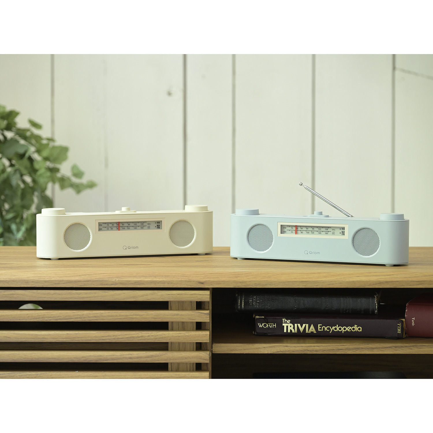 キュリオム ＴＶも音楽も楽しめる 生活防水仕様 マルチお手元スピーカー ＹＴＲ−Ｄ７００