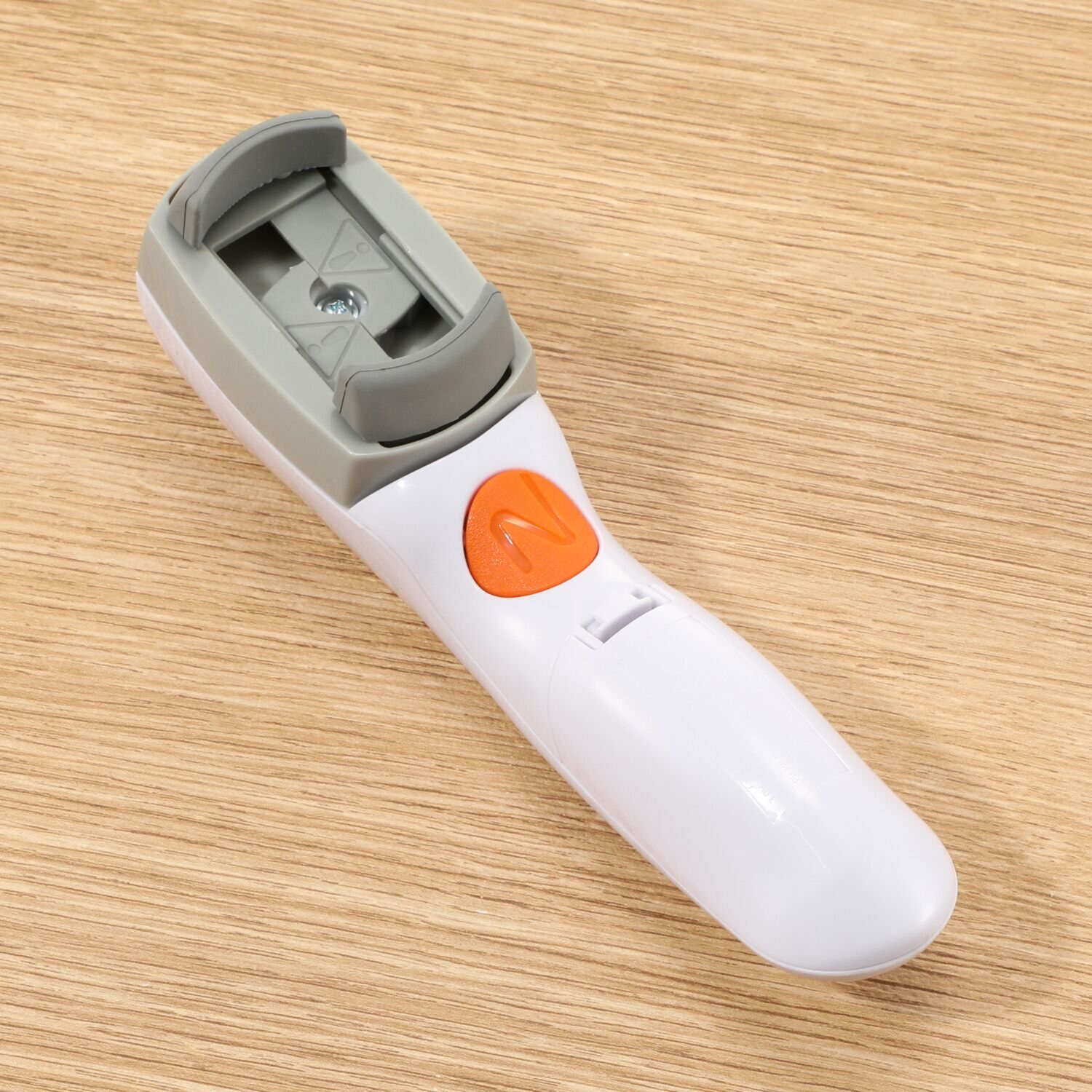 ジアレッティ 蓋にセットして ボタンを押し続けるだけで 簡単開封 自動 ペットボトルオープナー