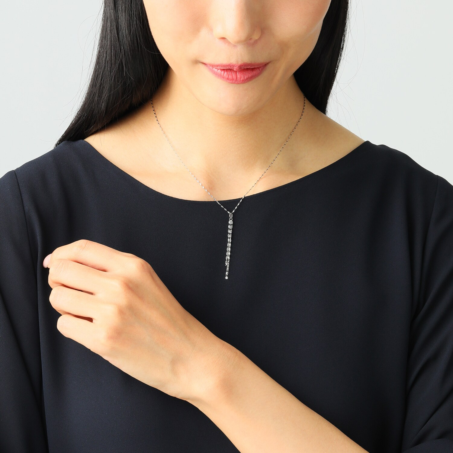 オーサムジュエリー プラチナ８５０ ５連ペタルチェーン ペンダントトップ