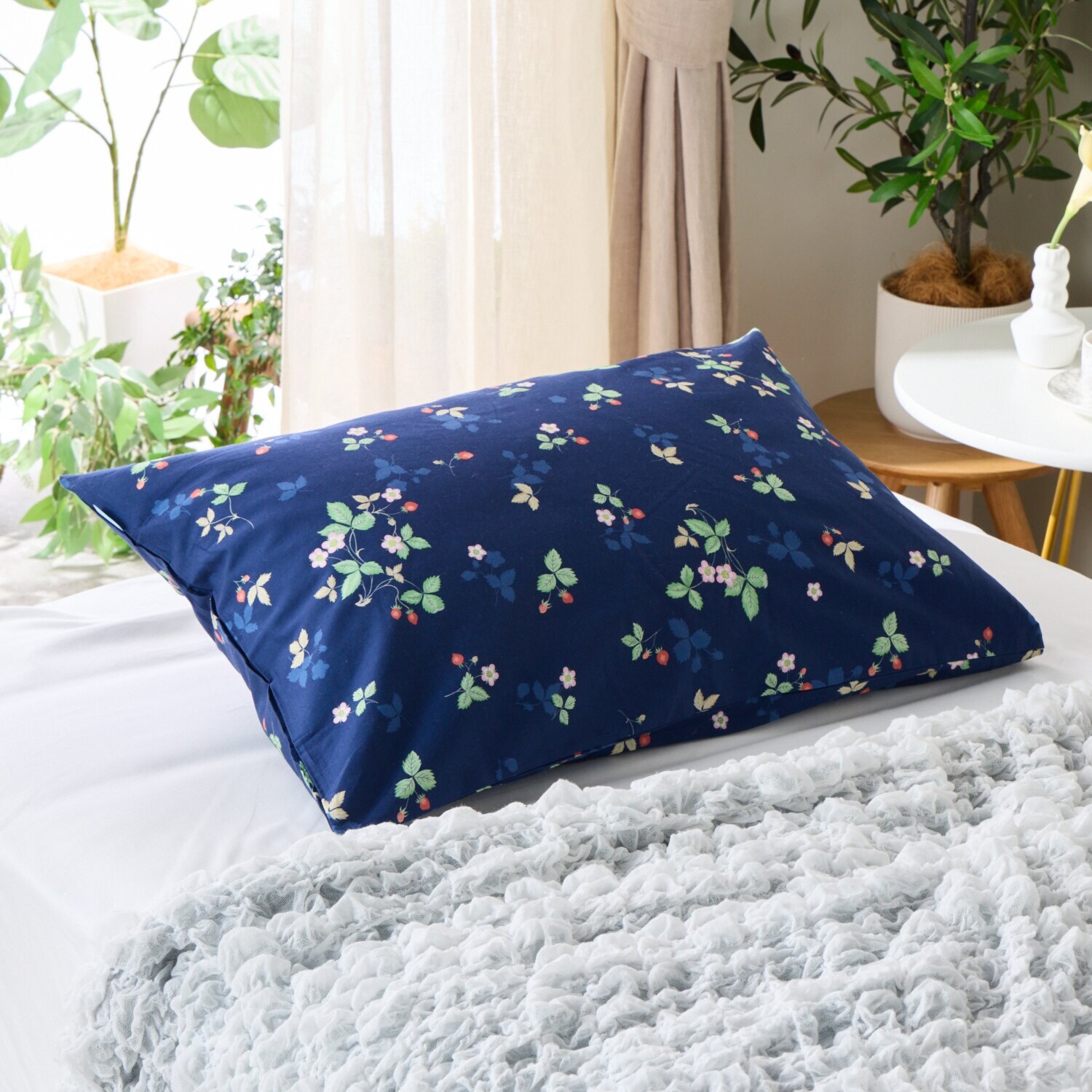 ウェッジウッド ワイルドストロベリー コットン１００％ ピローケース２枚組