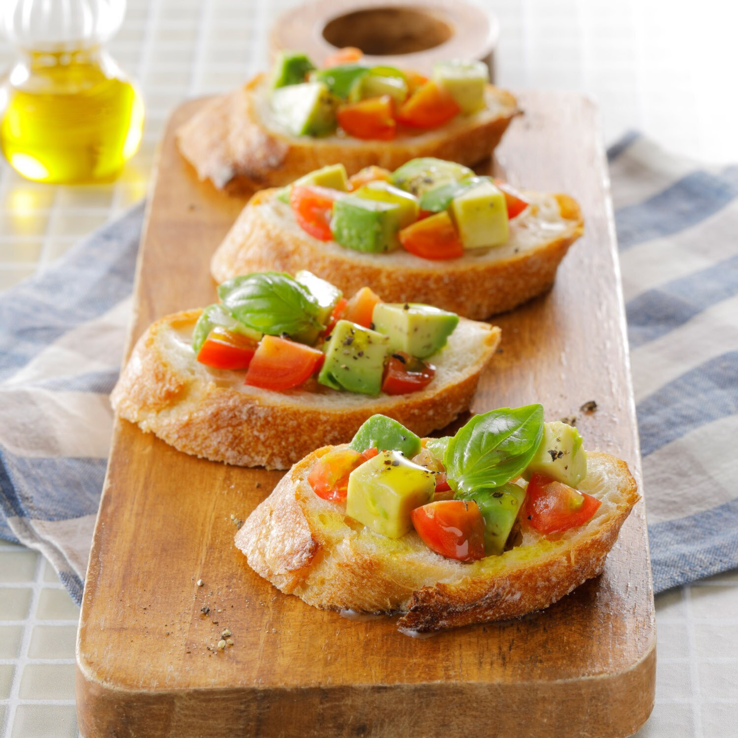 創業１３０年クレメンテ社 イタリア産 オリーブ１００％ エキストラバージン オリーブオイル