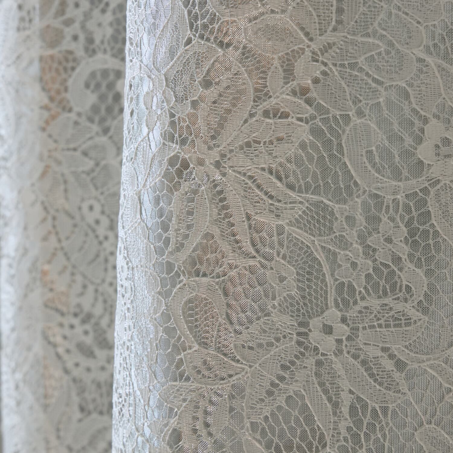 エコファイン 断熱・保温・ＵＶカットで お部屋を快適に エレガントなボタニカル柄 日本製 ２重レースカーテン２枚組 ＜１００×１３３ｃｍ＞