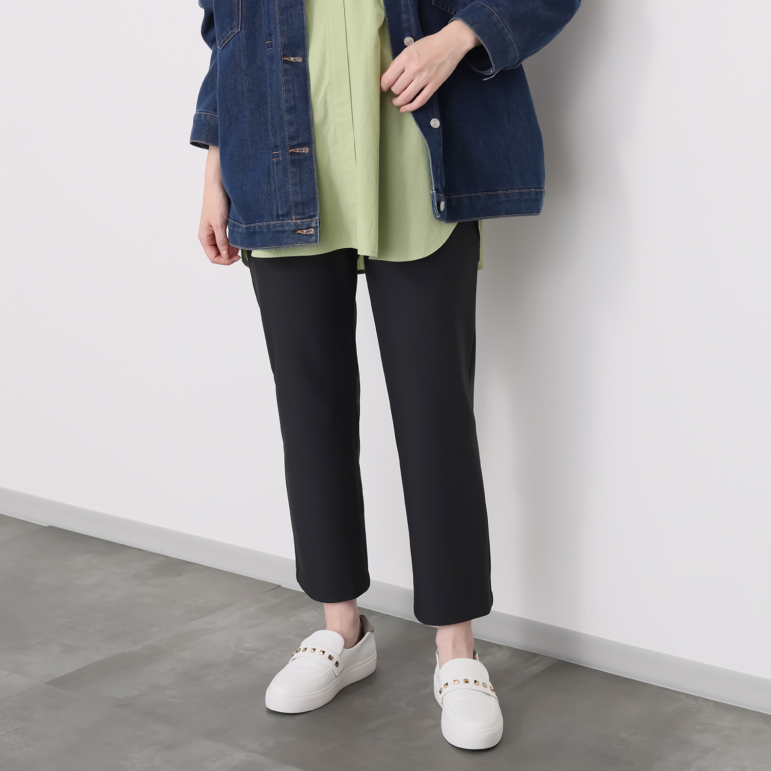 ピーツー え！？はいてないみたい？ 純日本製　美脚ストレート やわらかストレッチパンツ ＜股下６４ｃｍ＞