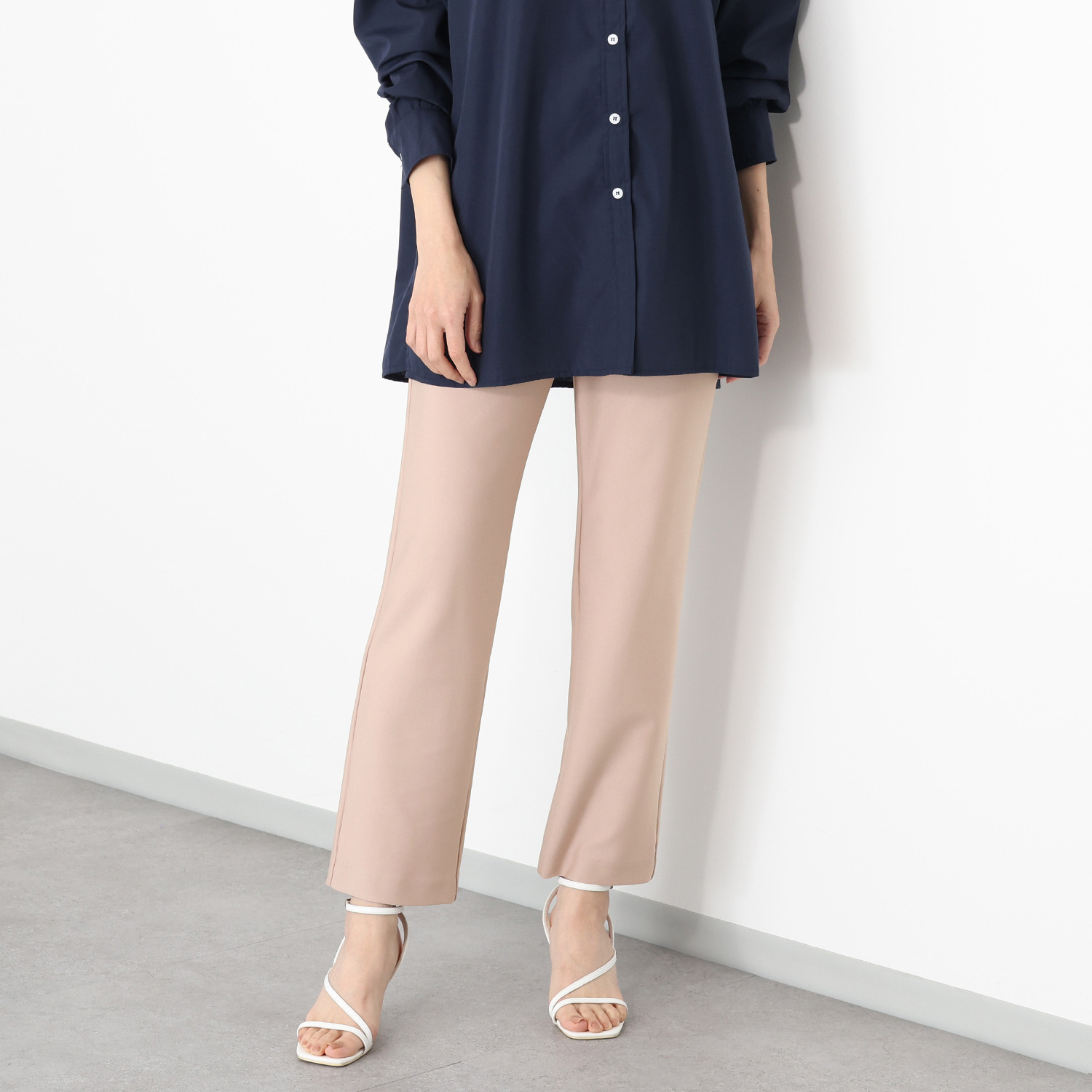 ピーツー え！？はいてないみたい？ 純日本製　美脚ストレート やわらかストレッチパンツ ＜股下７２ｃｍ＞