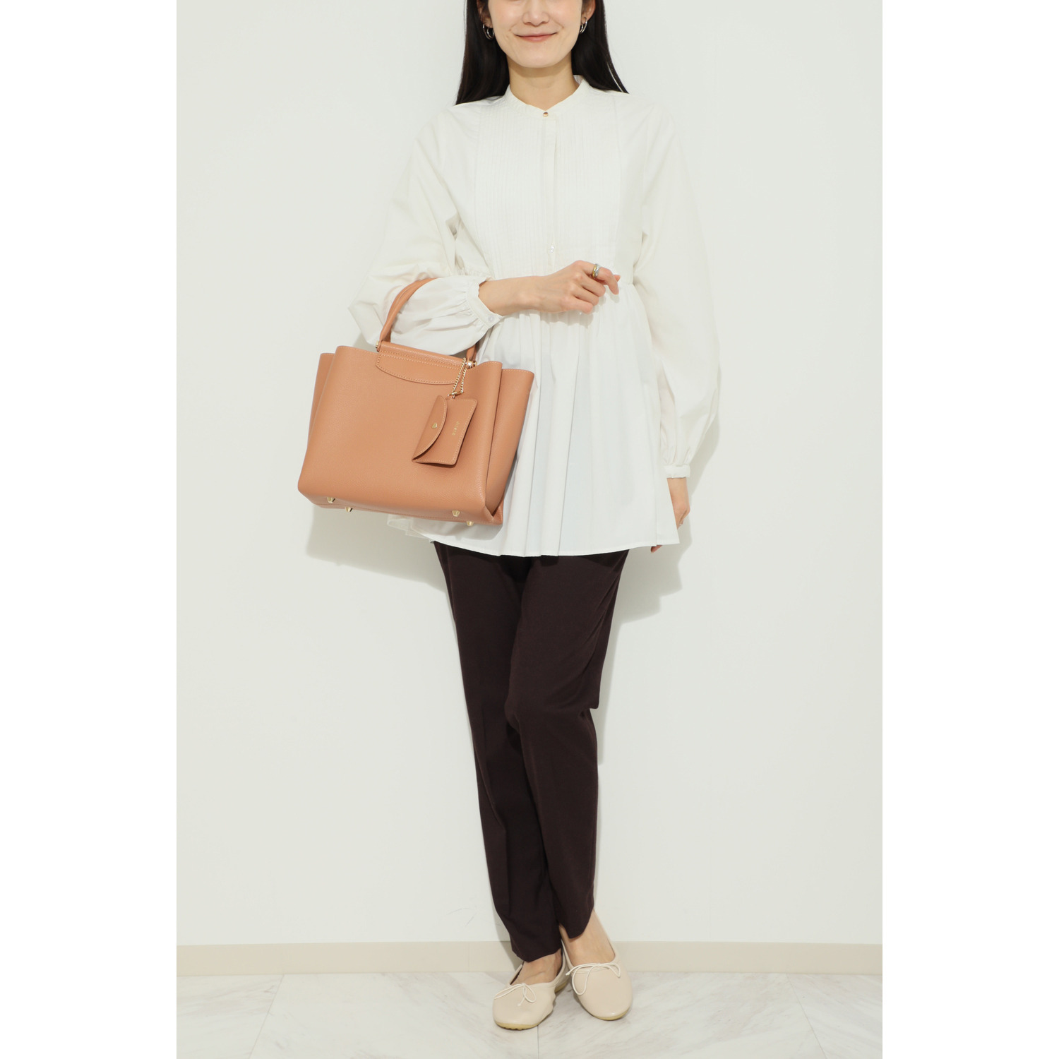 グッシオイタリー ２ウェイトートバッグ ＜小物入れ付＞