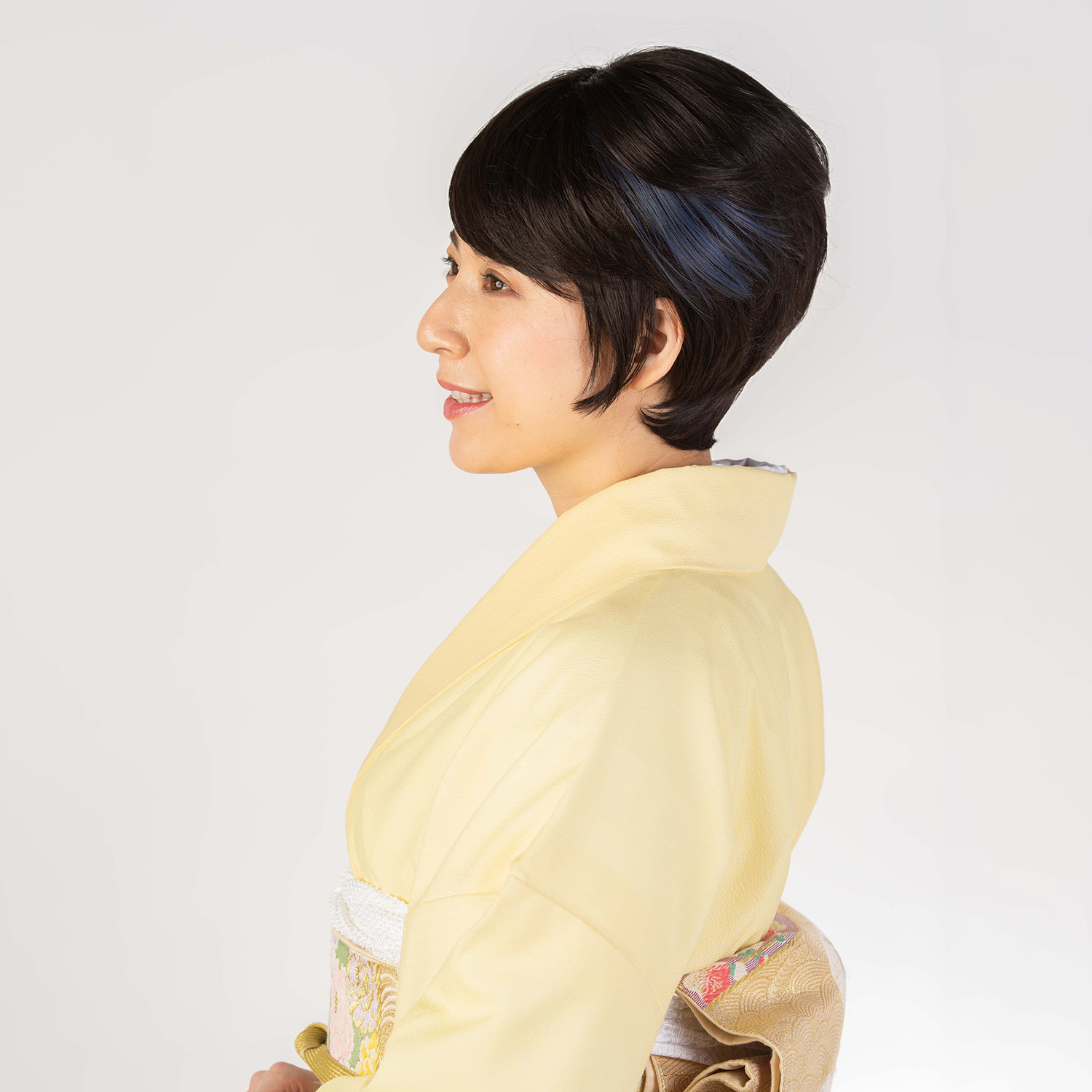 ＫＡＺＵＥウイッグ 上品で立体的に見える色＆ 自毛となじみやすい！ 大人の ショートカラーエクステ 同色２本セット