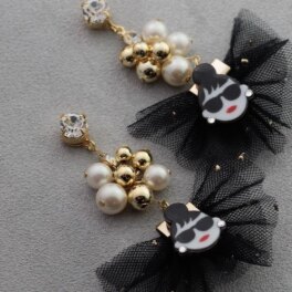ハッピーフェイス 貼替シート付 チュール 貼るだけピアス