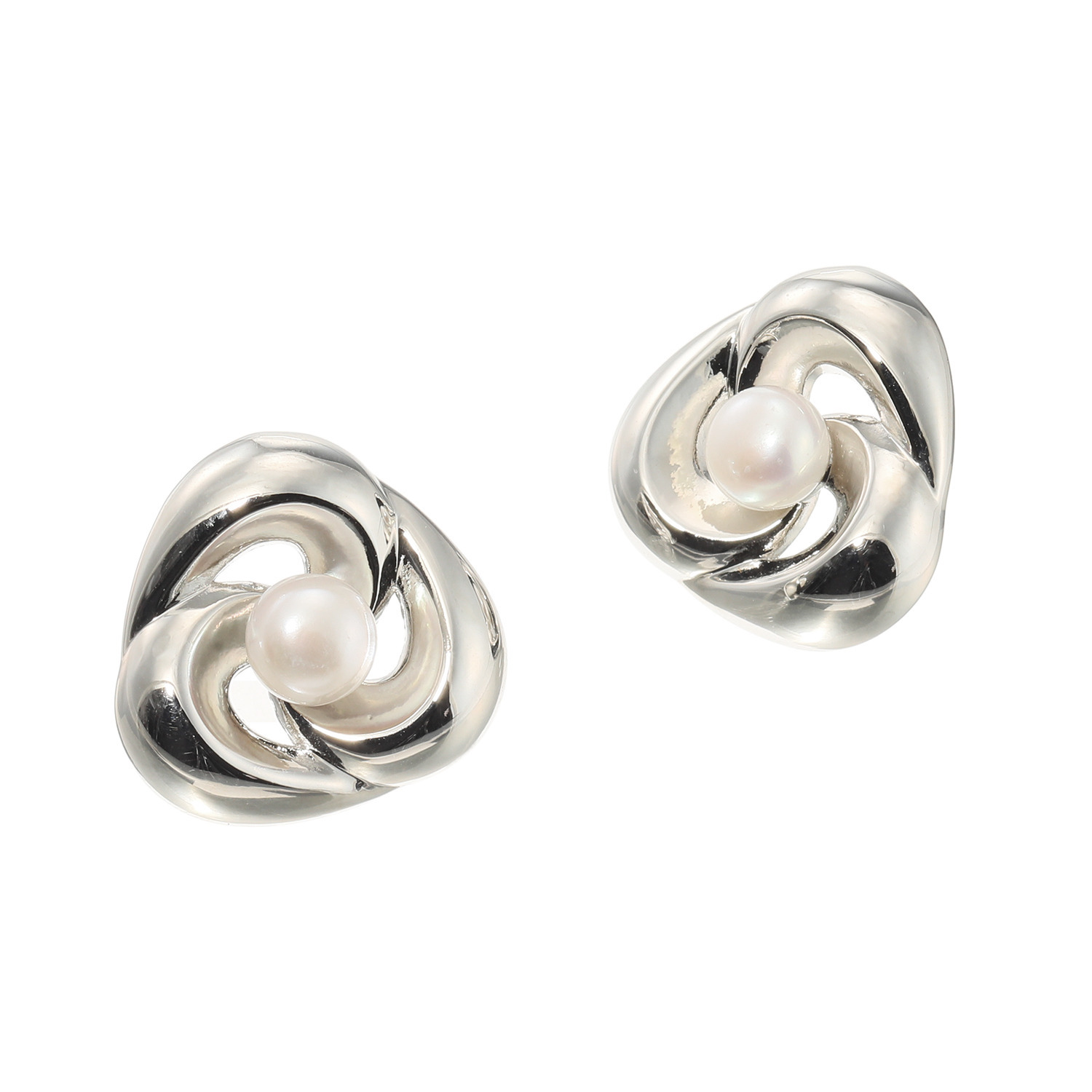 エアリーフェアリー 淡水ボタンパール＆ メタルトライアングル モードスタイル スタッド イヤリング／ピアス