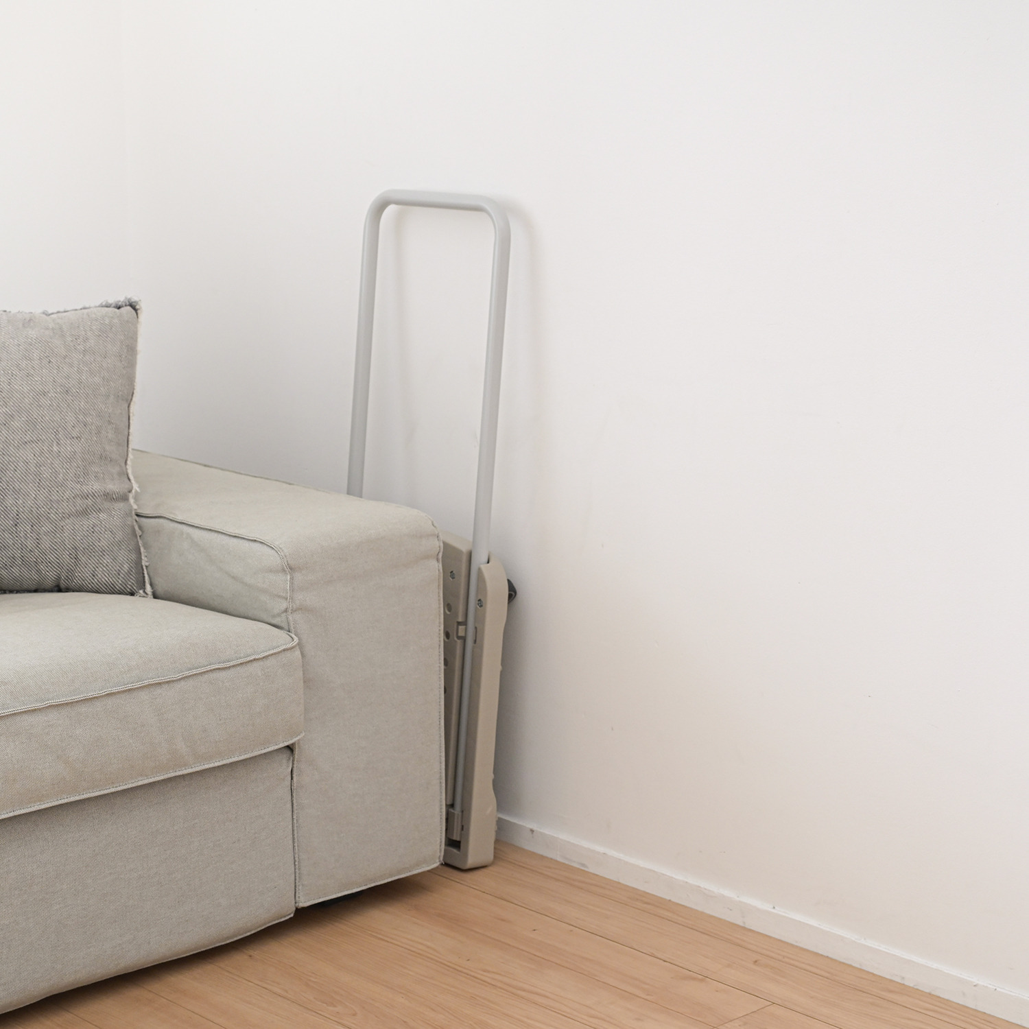 コンパクトで小回りが利く 日常生活の かわいい味方 お手軽キャリーカート スリム