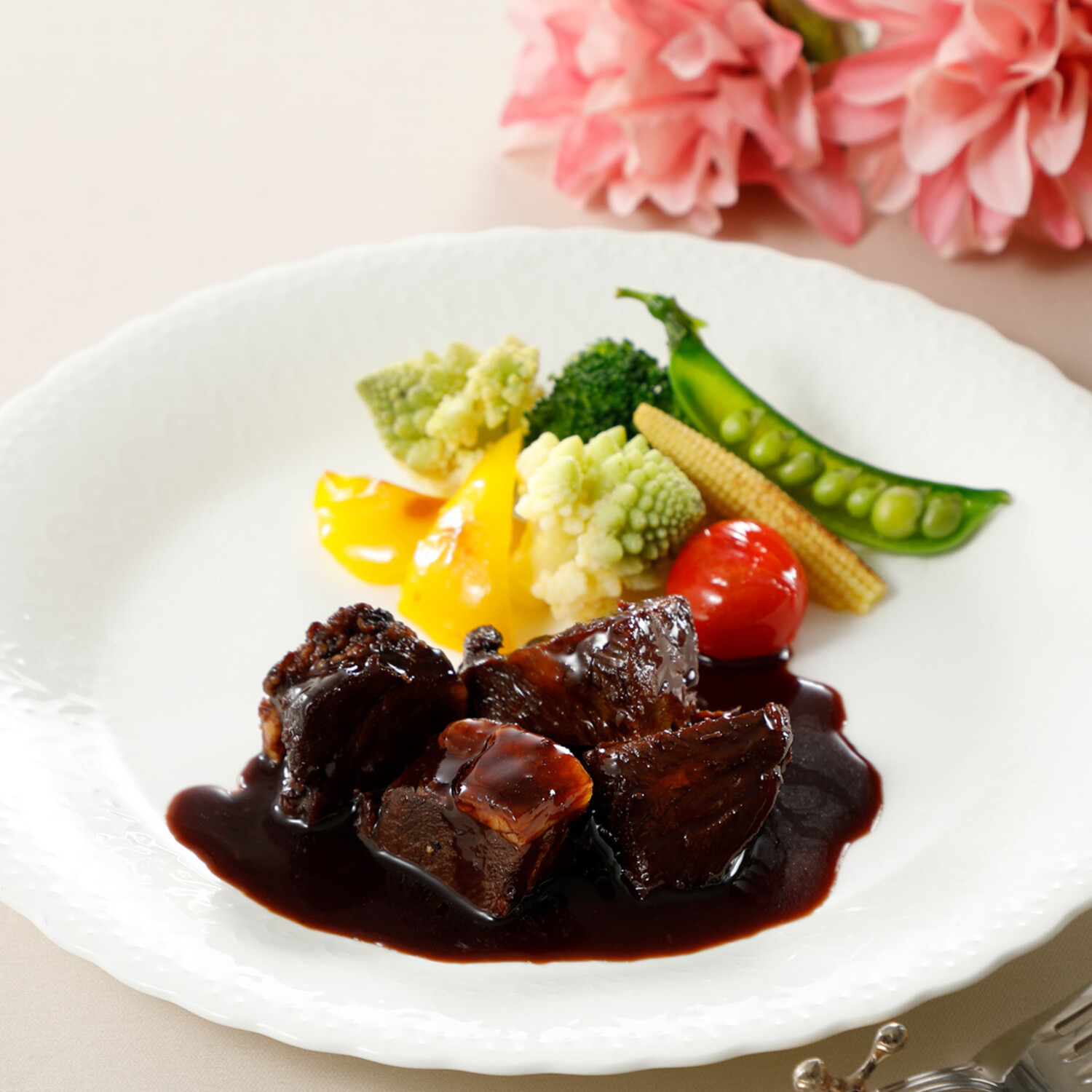 鎌倉フレンチ ミッシェルナカジマ 牛頬肉のビロード煮