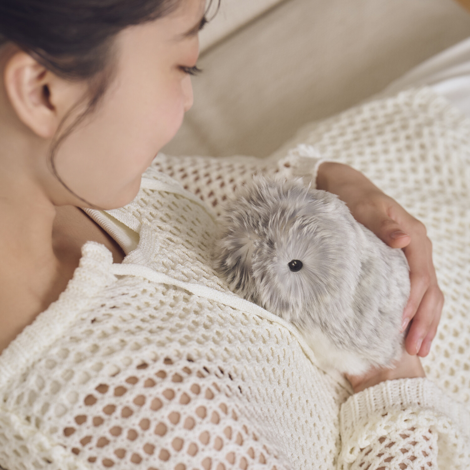 カシオ 人とふれあうことで 個性が育つ 感情をもつＡＩペット モフリン