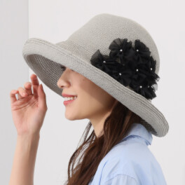 アウレリア 日本製・ＵＶカット 小花アクセント ブレードキャペリン