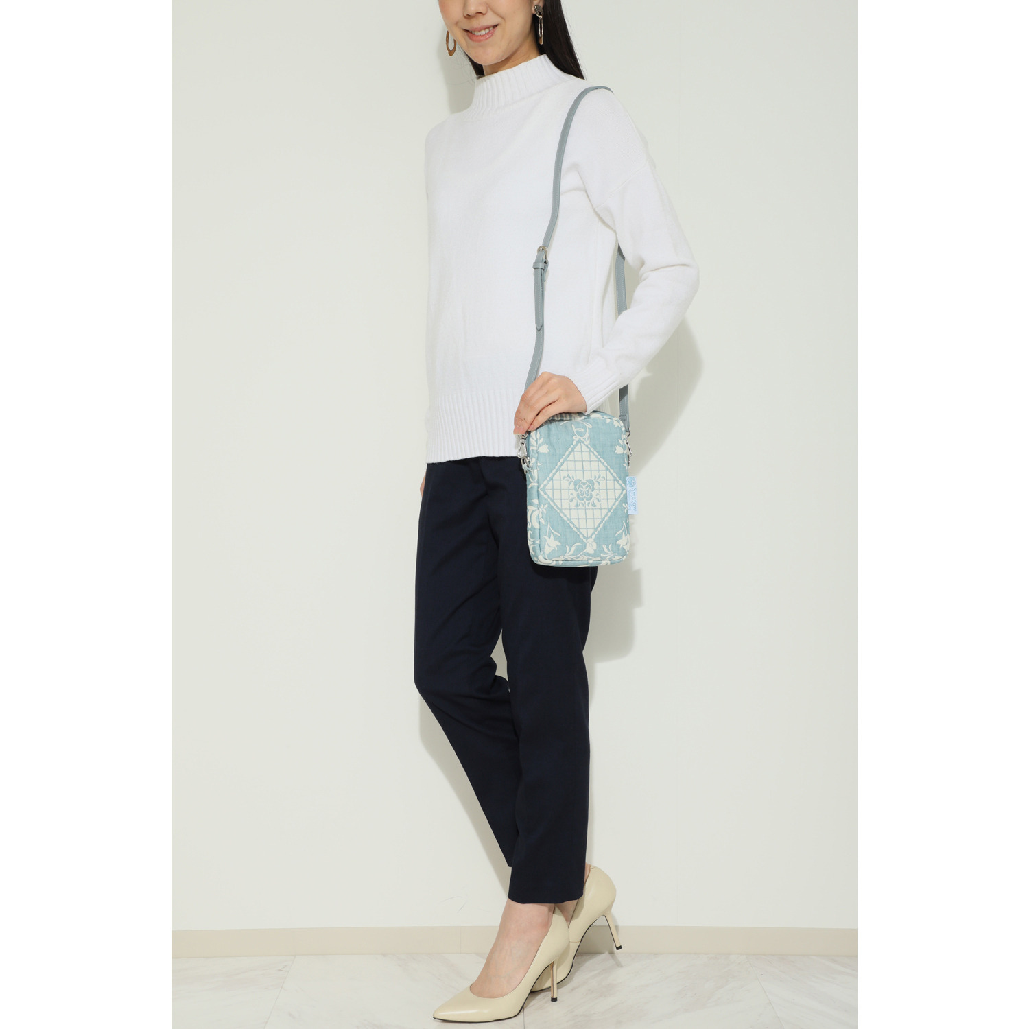 スワトウ刺しゅう協会認定 ジャガード織 デザインポシェット