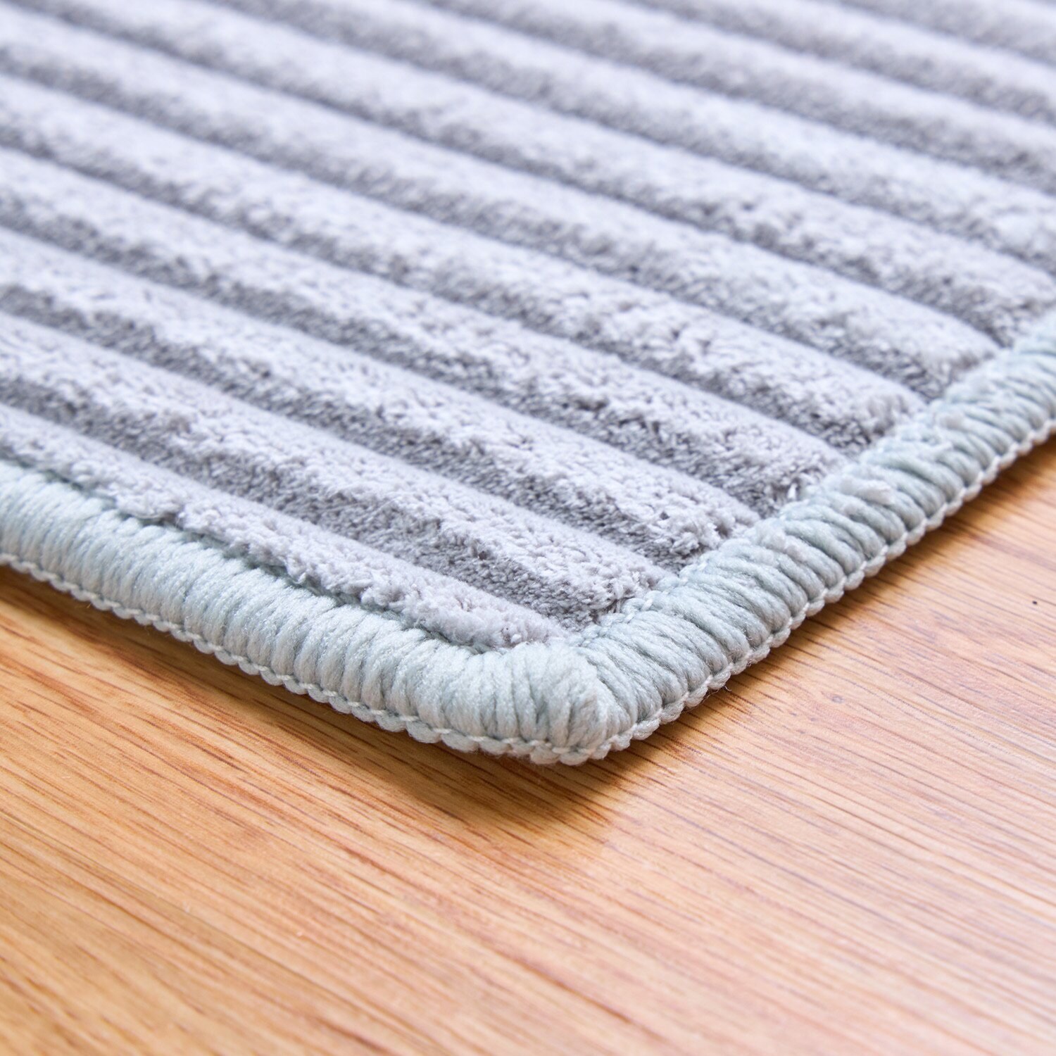 マジカルドライホーム 除湿・消臭・吸水 キッチンマット 裏側防水機能付 ＜６０×１８０ｃｍ＞