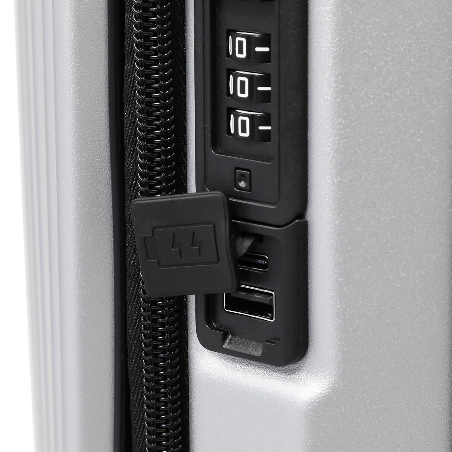 薄くたためて収納便利！ 機能性抜群で大活躍♪ どこでもスマートに スマートアジャスト キャリーケース 