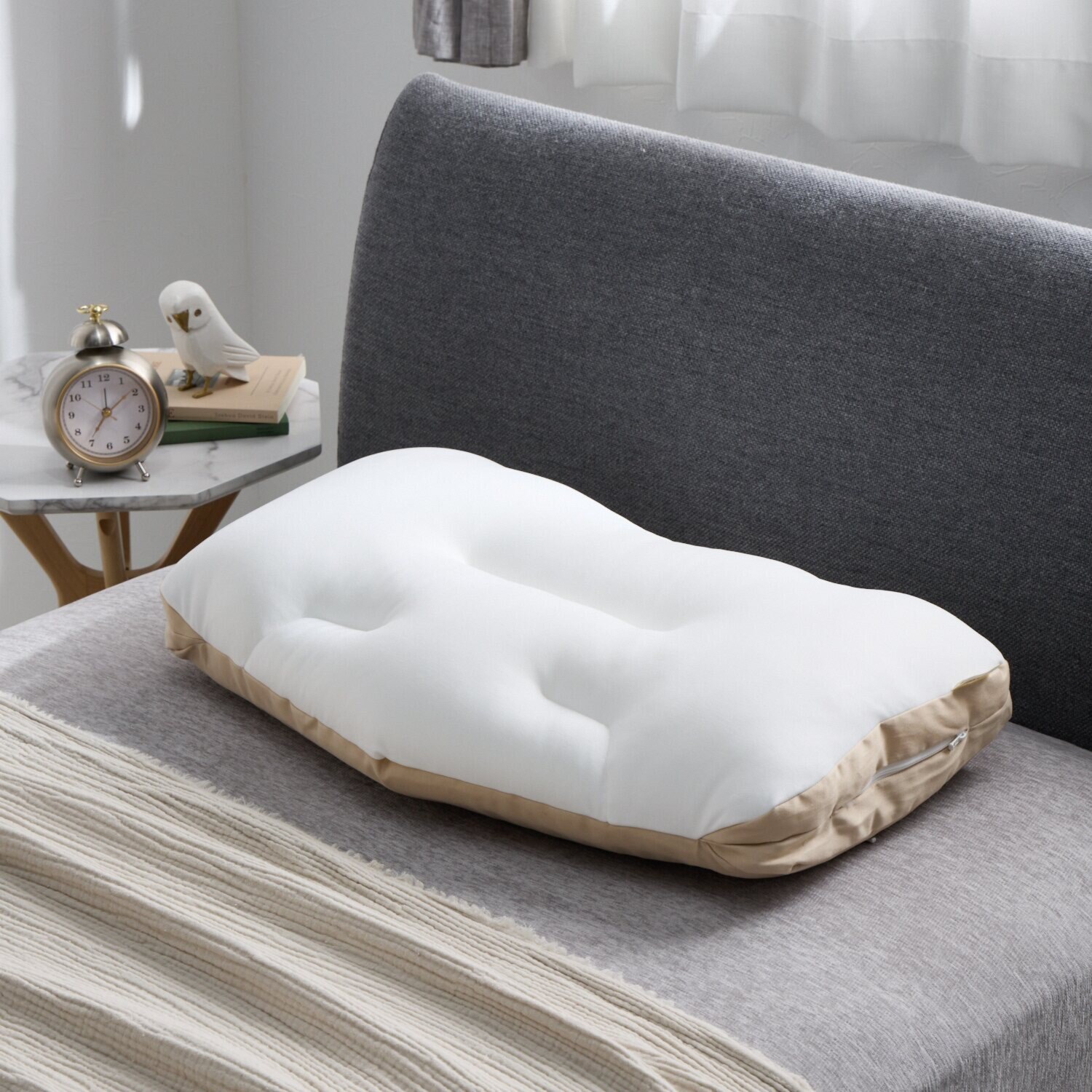 ｎｉｓｈｉｋａｗａ　西川 涼やか＆心地よい弾力！ エアーサイクロンを使った ふわもちエアロパフピロー