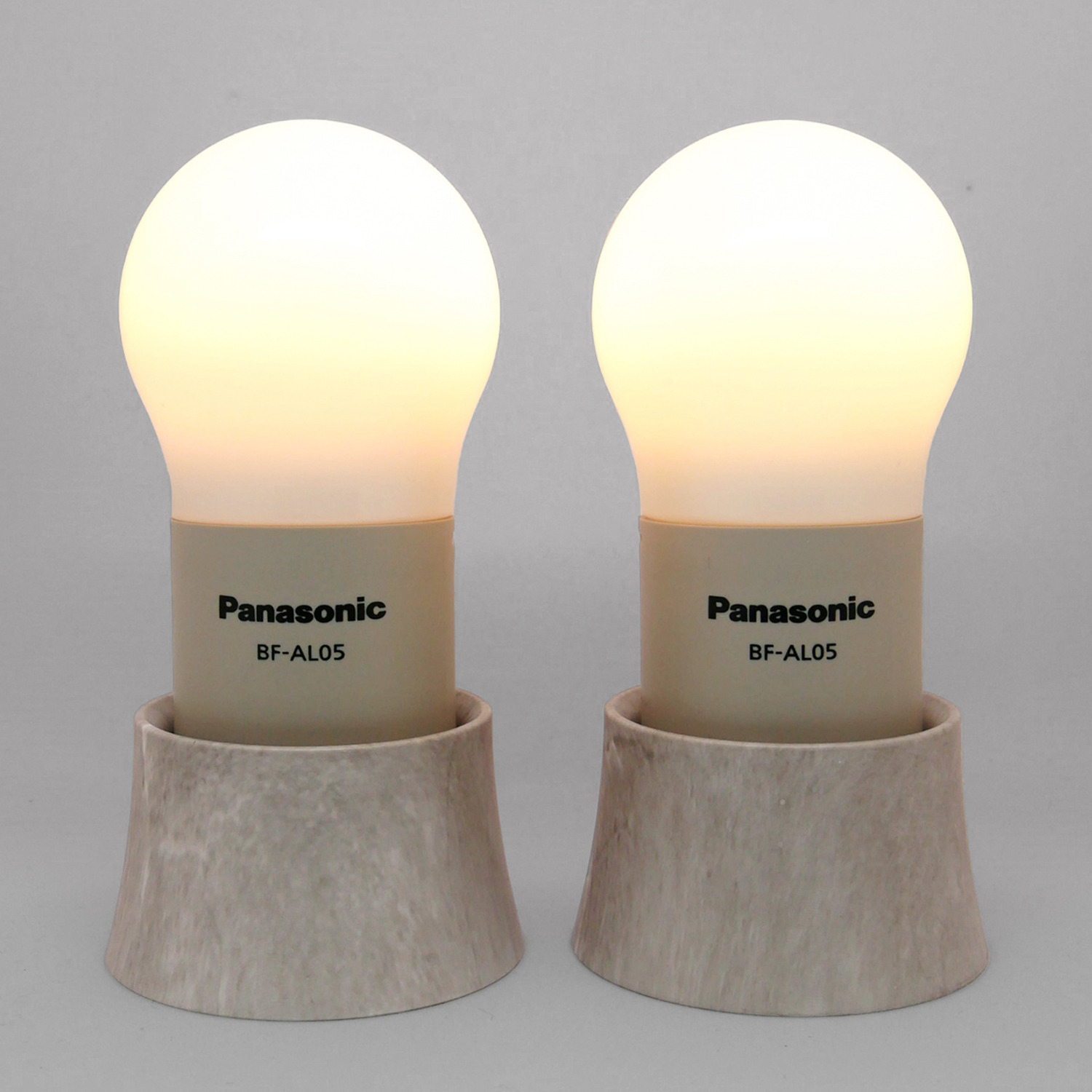 パナソニック ＬＥＤランタン “球ランタン” ＆乾電池エボルタ 同色２個セット